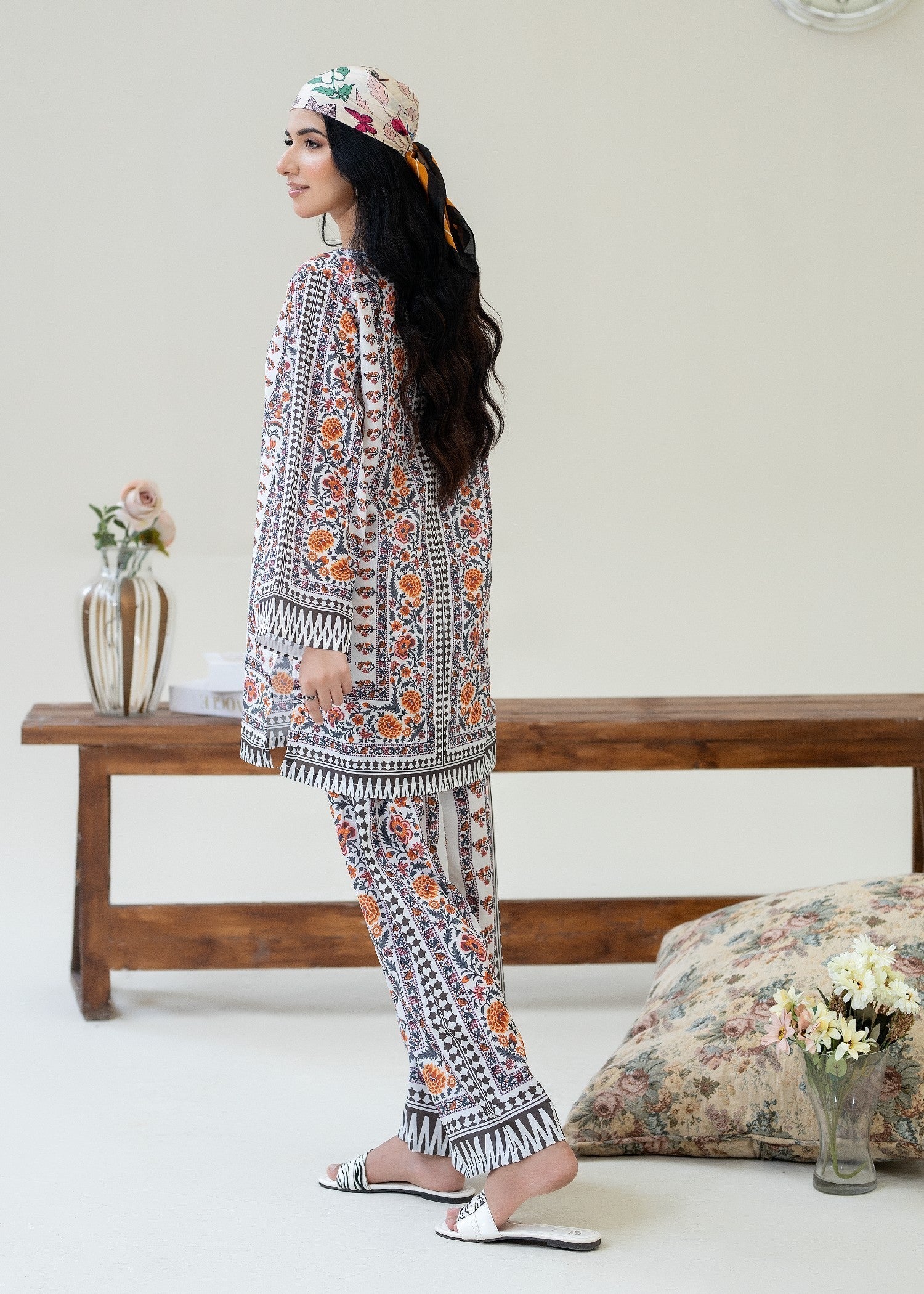 WearCuckoos Nourae Women 2pcs