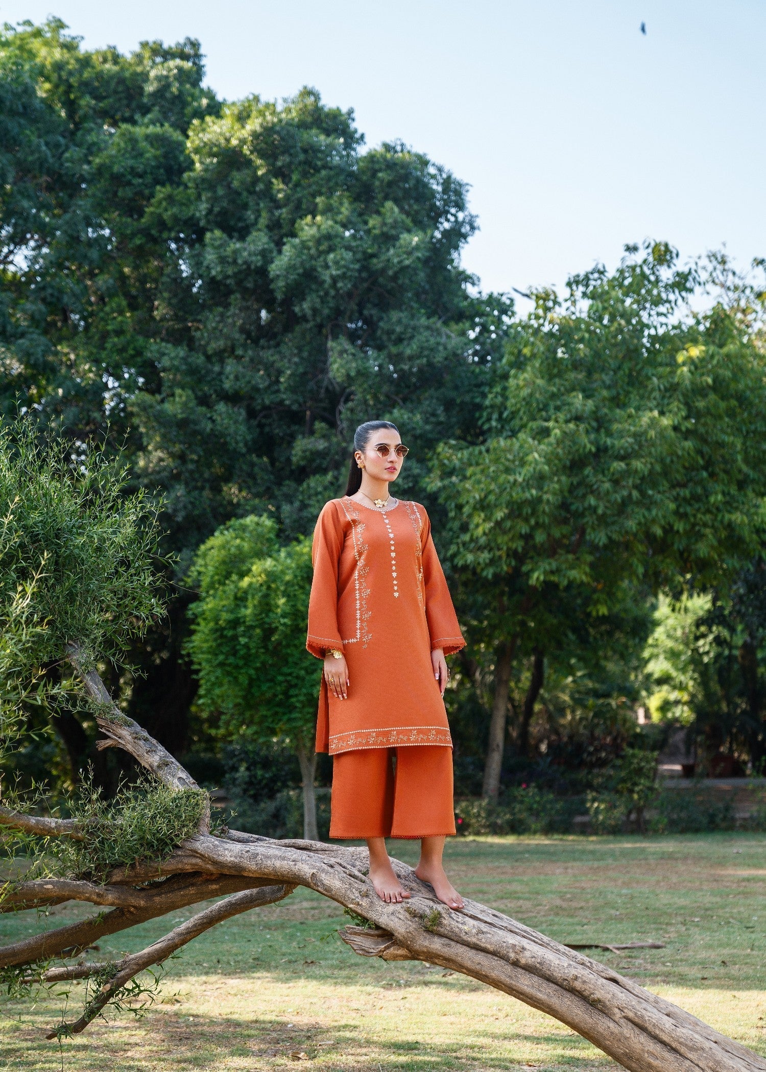 Sehrish Kanwal Gloria DL 05 Women 2pcs