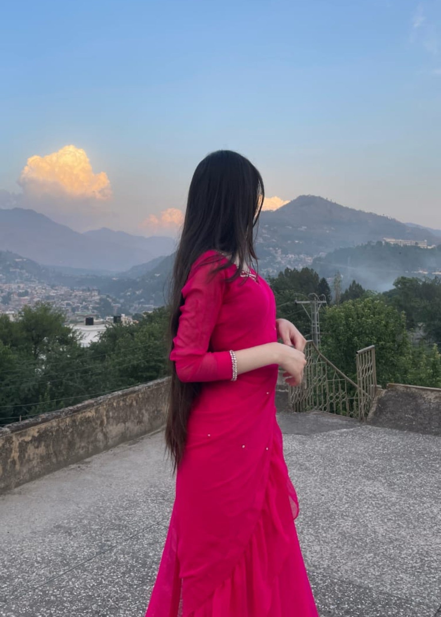 Anabiya Ruffle Border saree Women 2pcs