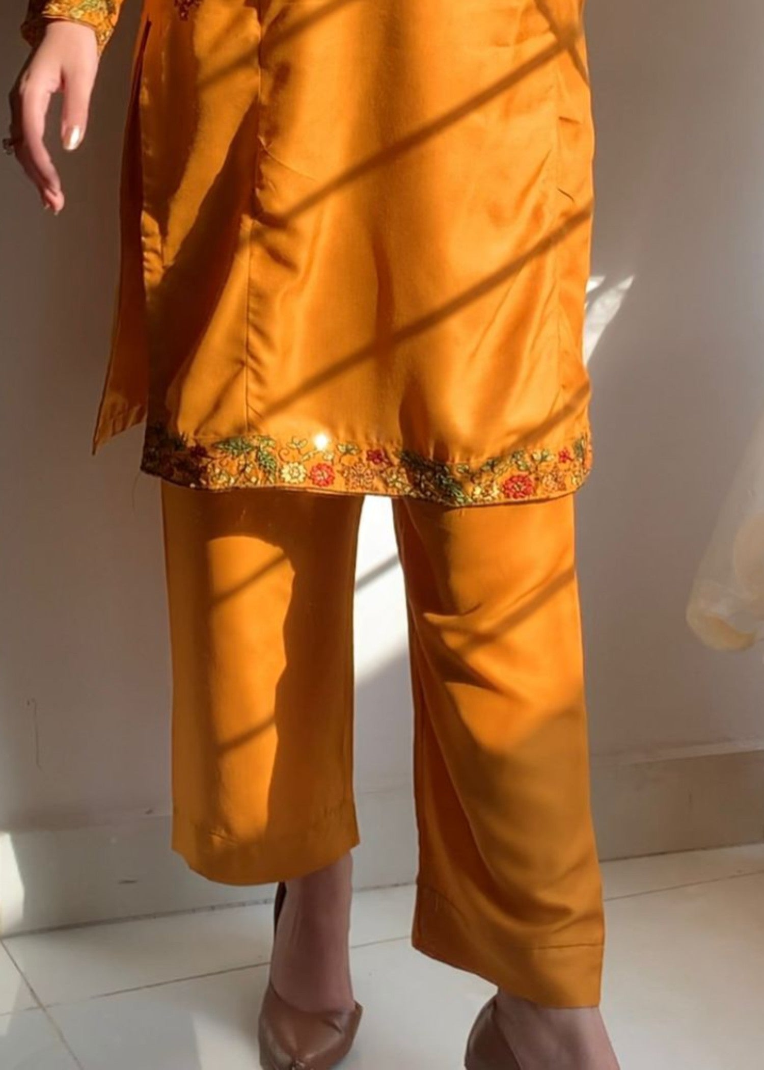 Tawakal Closet MUSTARD SEQUENCE Women 2pcs