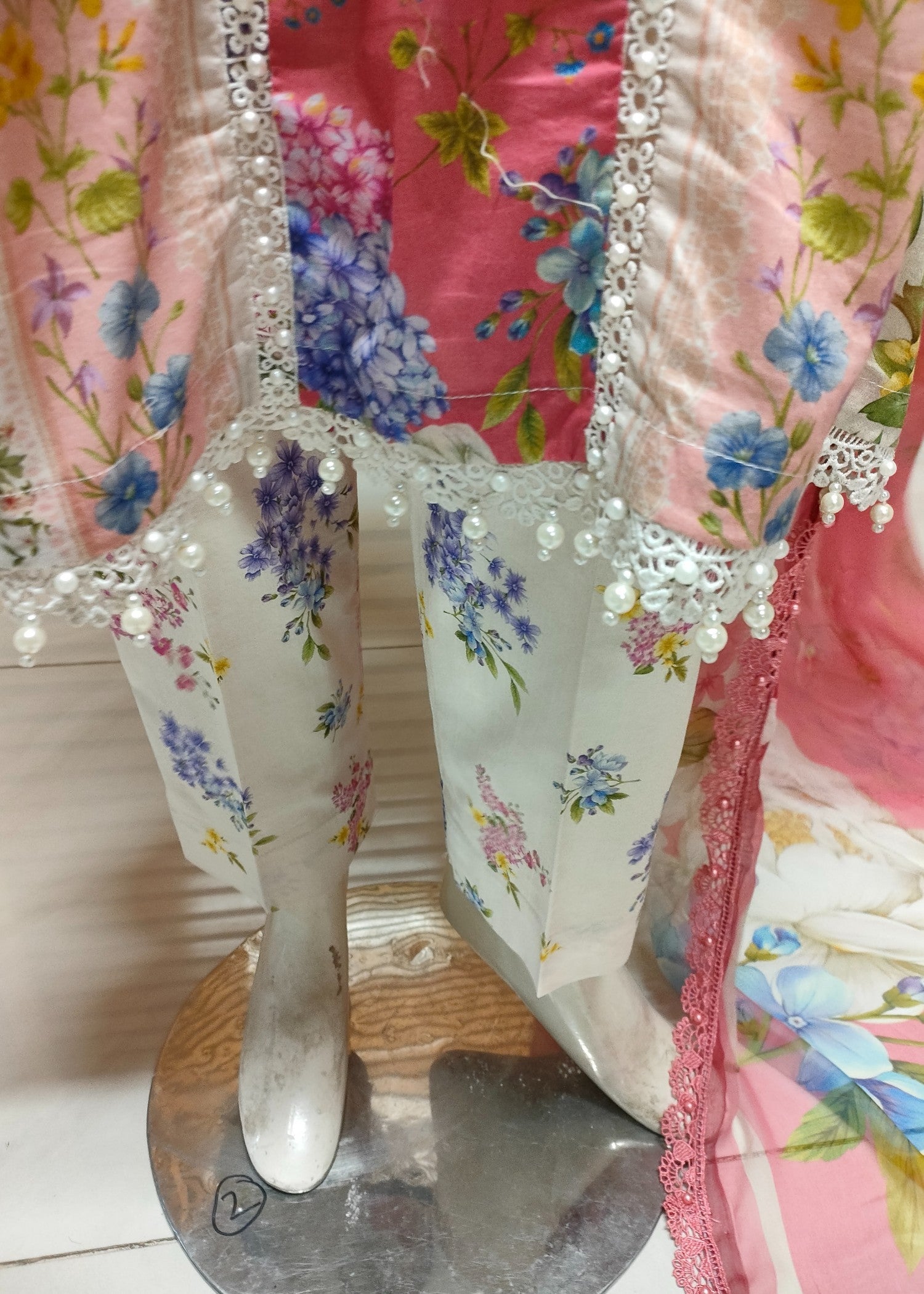 Maria B M.Prints 9B V1 25(S) Women 3pcs