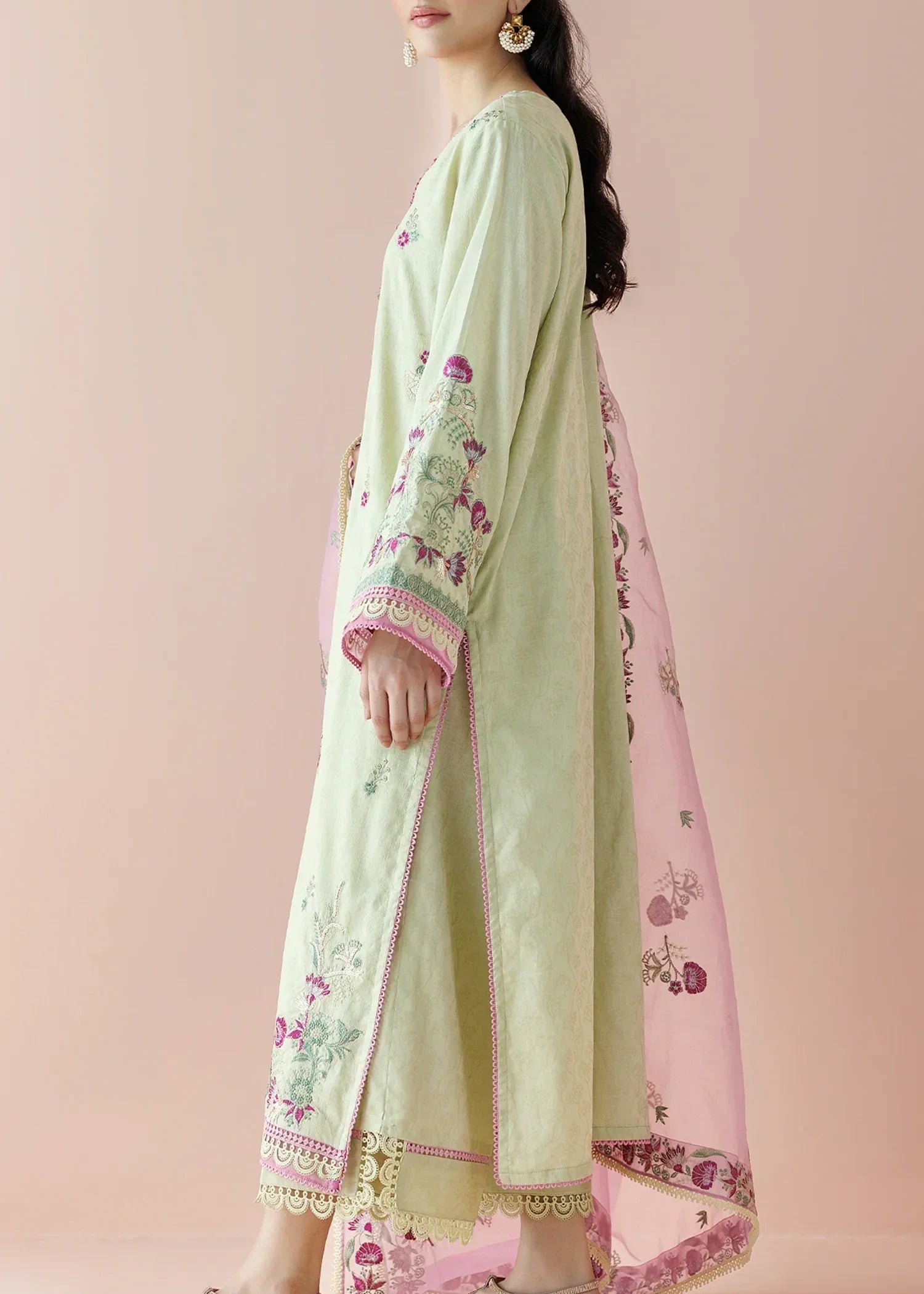 Orient Stitched | | Premium Embroidered LAWN Jacquard | OTL 24 002 Women 3pcs