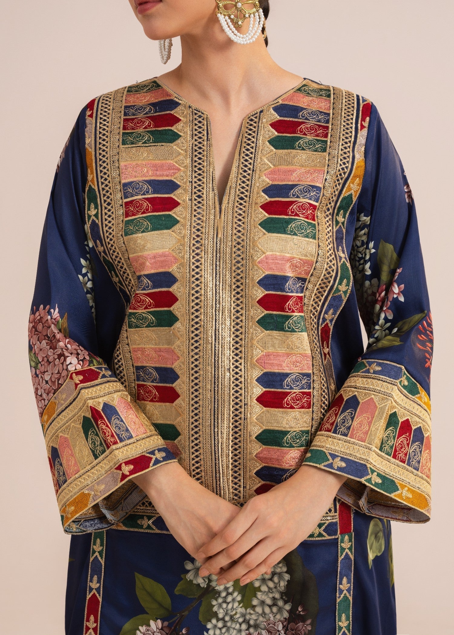 Rajdulari Kareena Silk Kaftan Women 1pcs