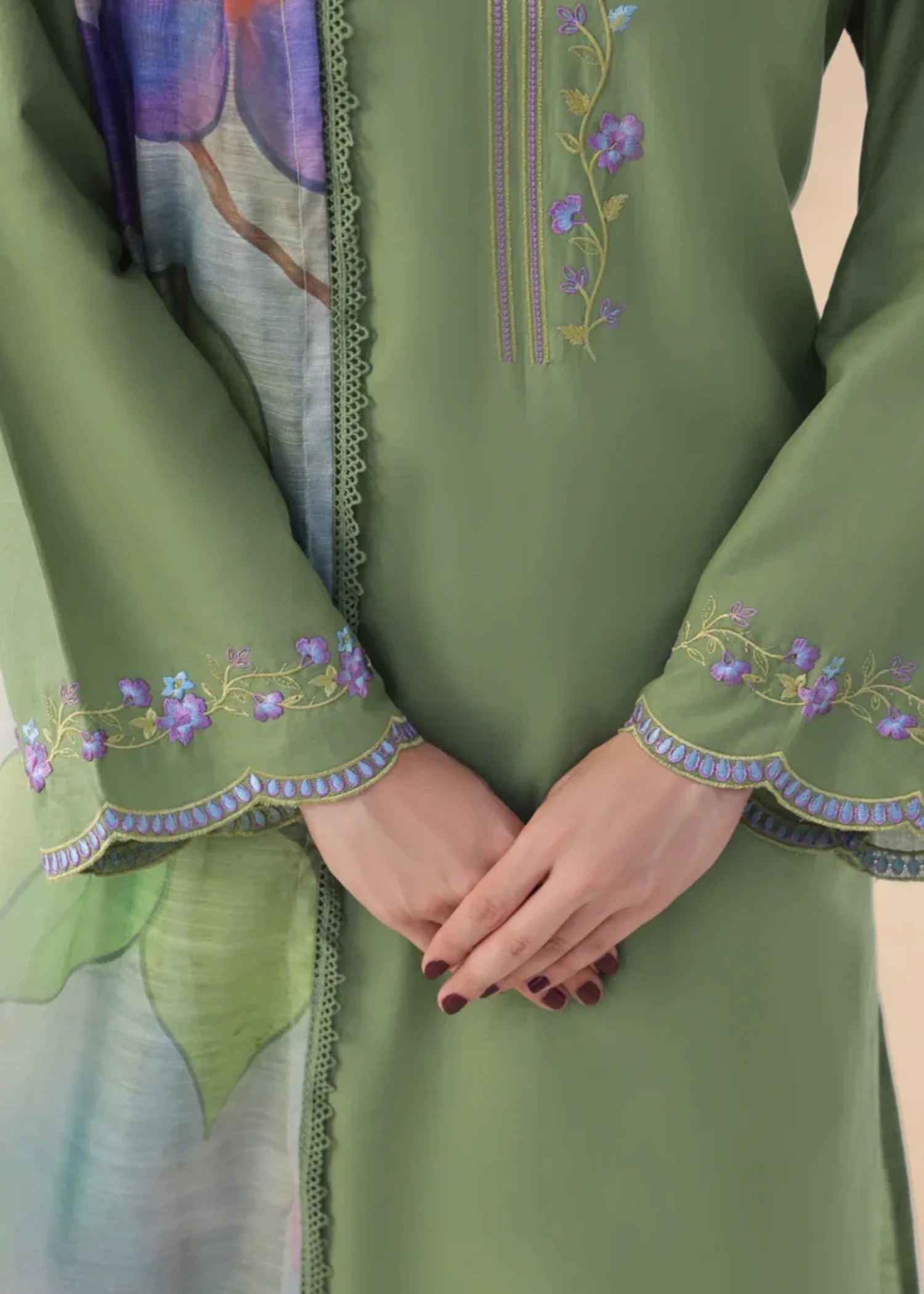 Luxeurs Drizzles Embroidered Lawn Dress Women 3pcs