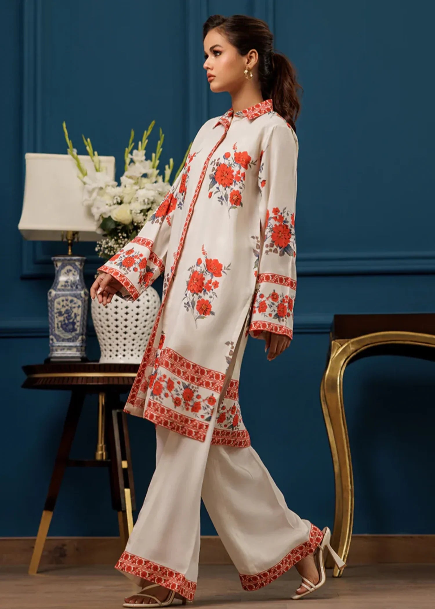 Threads & Motifs READY TO WEAR 9583 Women 1pcs