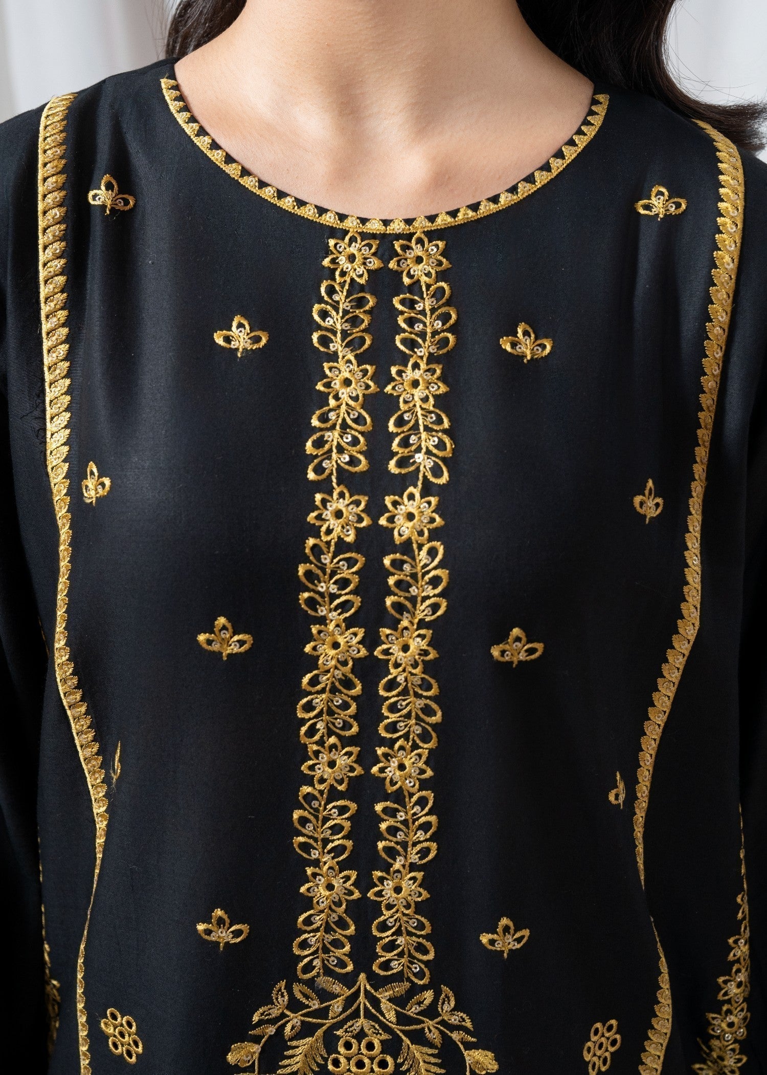 Zoya&Zafar Mohagni Pret Women 2pcs