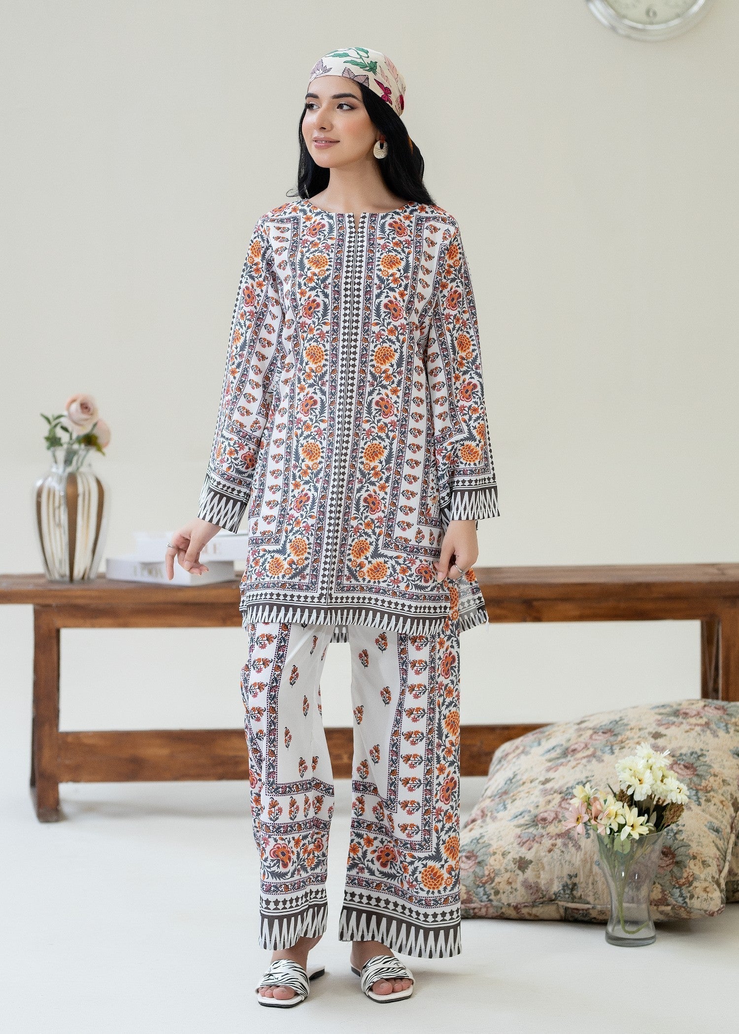 WearCuckoos Nourae Women 2pcs