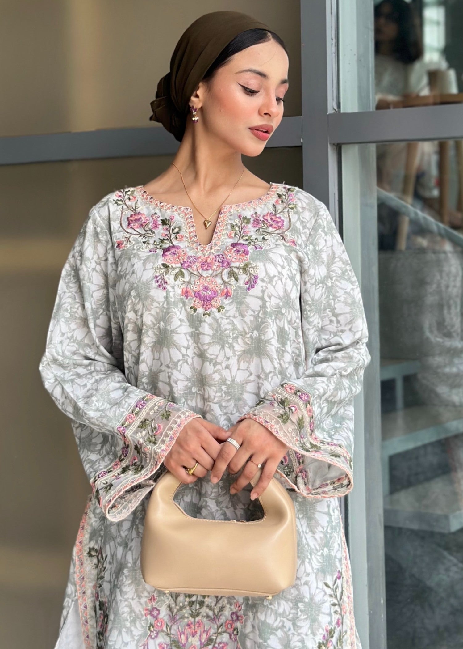 Mohagni LP 15 LAWN STITCHED Women 2pcs