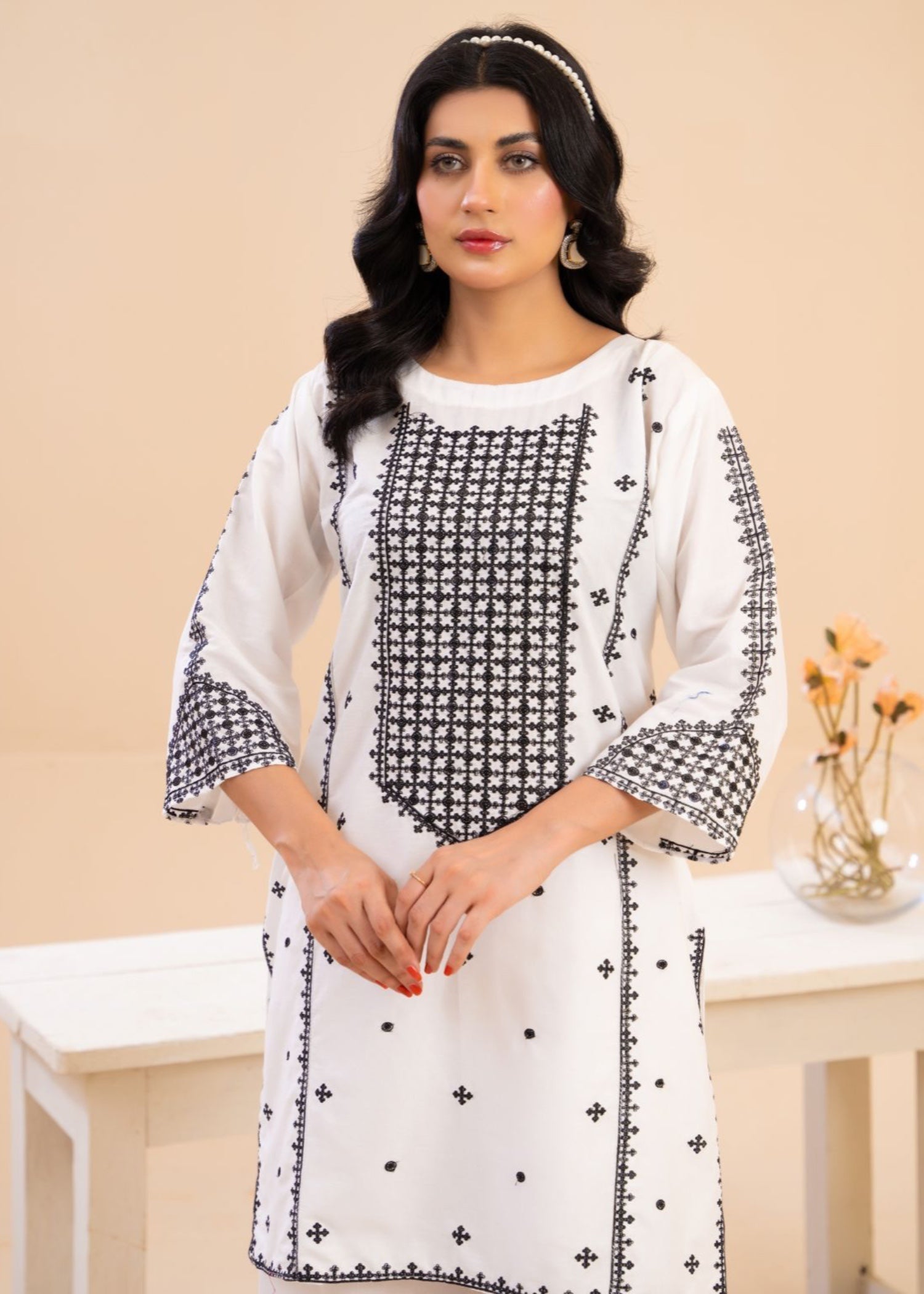 Zeenat & Zoha White black Women 3pcs