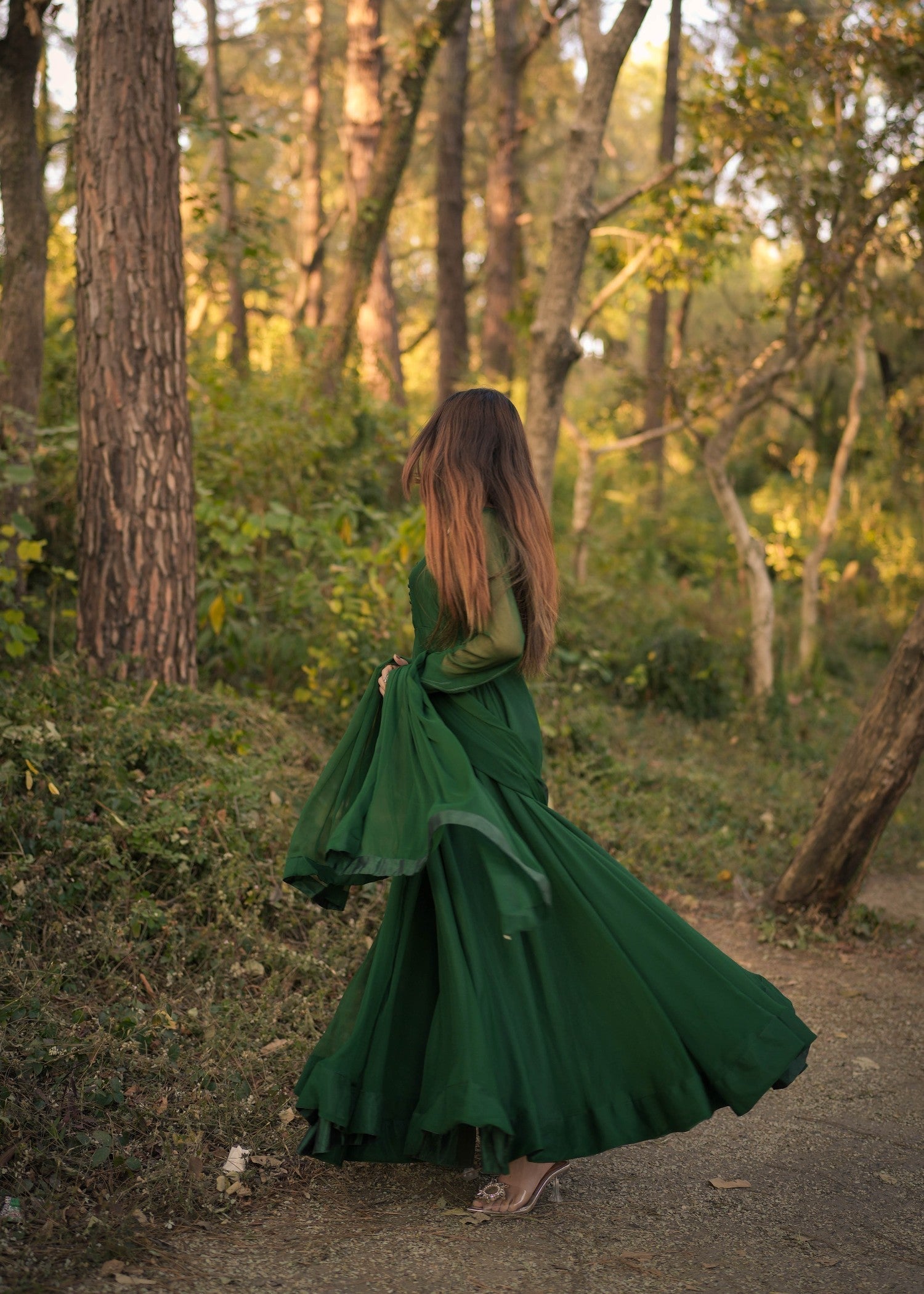 Anabiya Abroo Women 2pcs