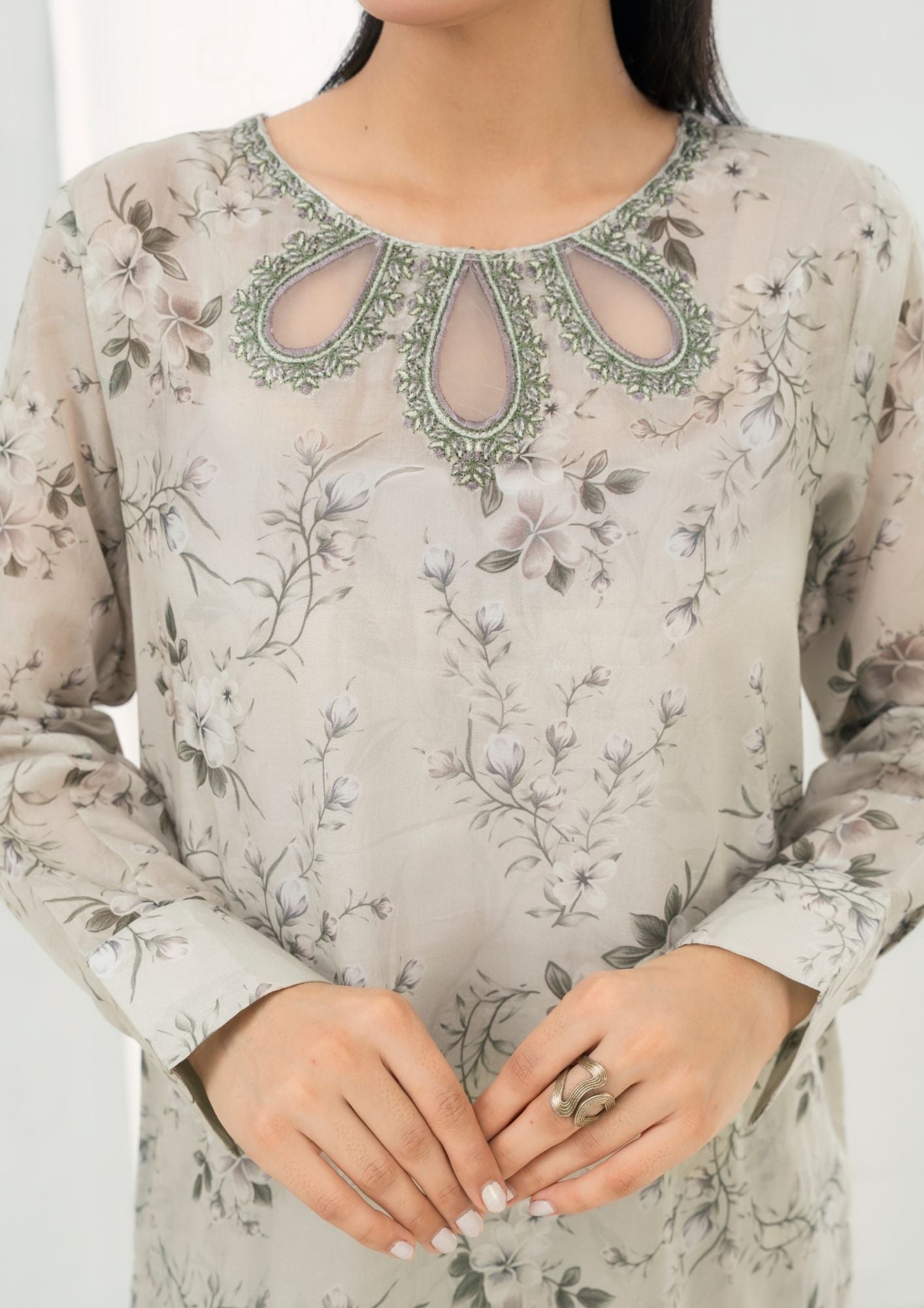 Alfatah Pret Printed Lawn with Embroidery GULZAAR S25 0011 Women 2pcs