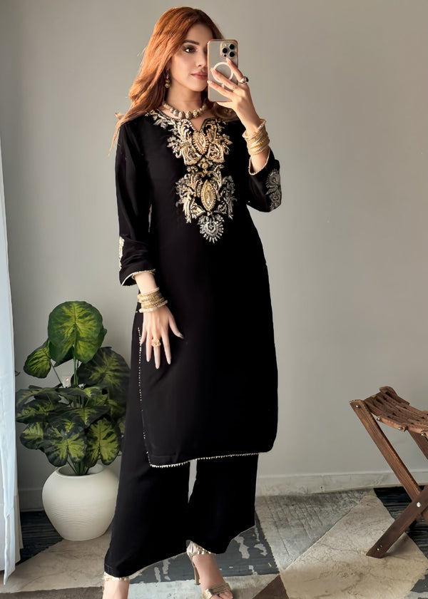 Laal Clothing Velvet V 03 Women 2pcs