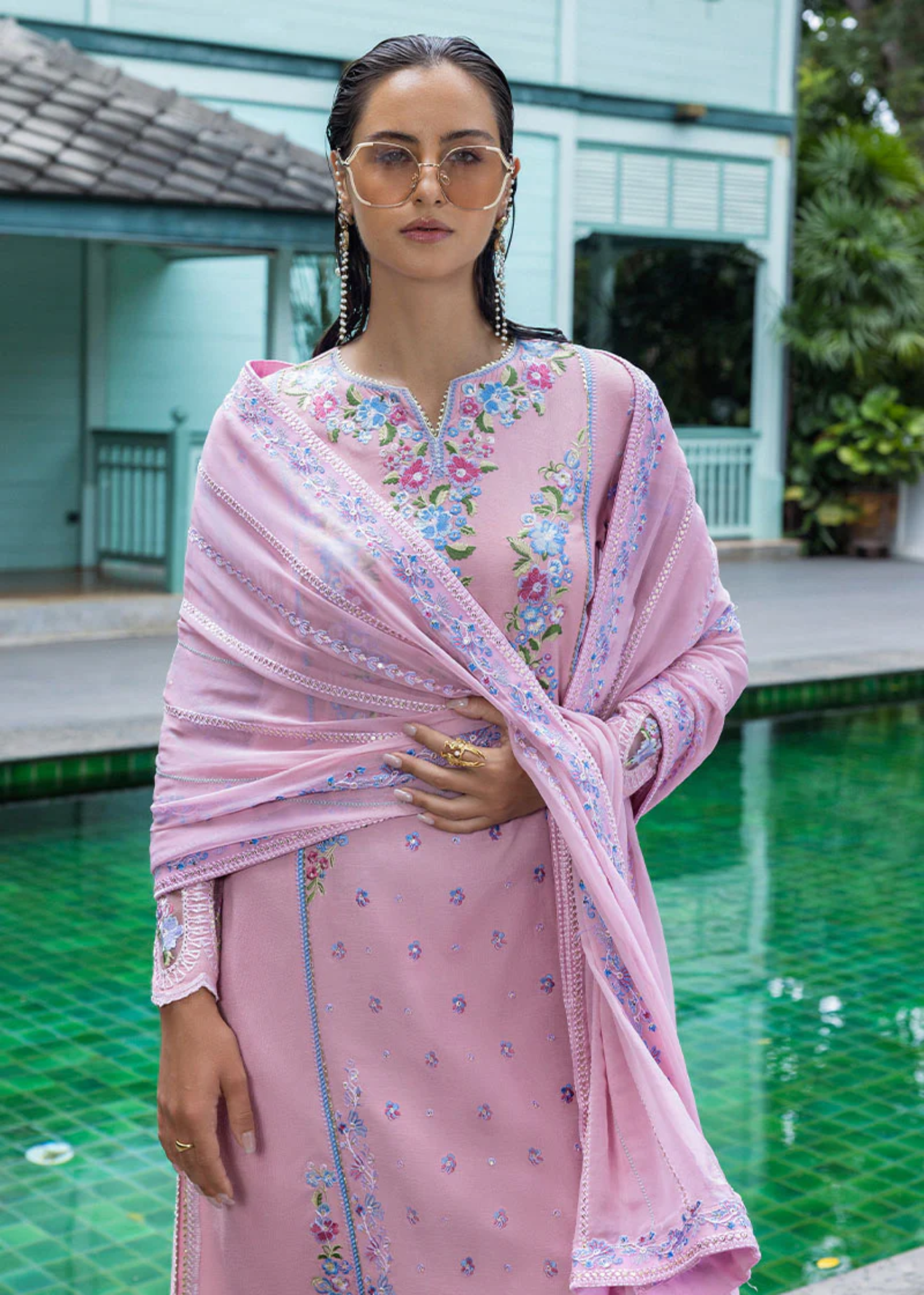 Mushq Leore 03 V1 25 Women 3pcs