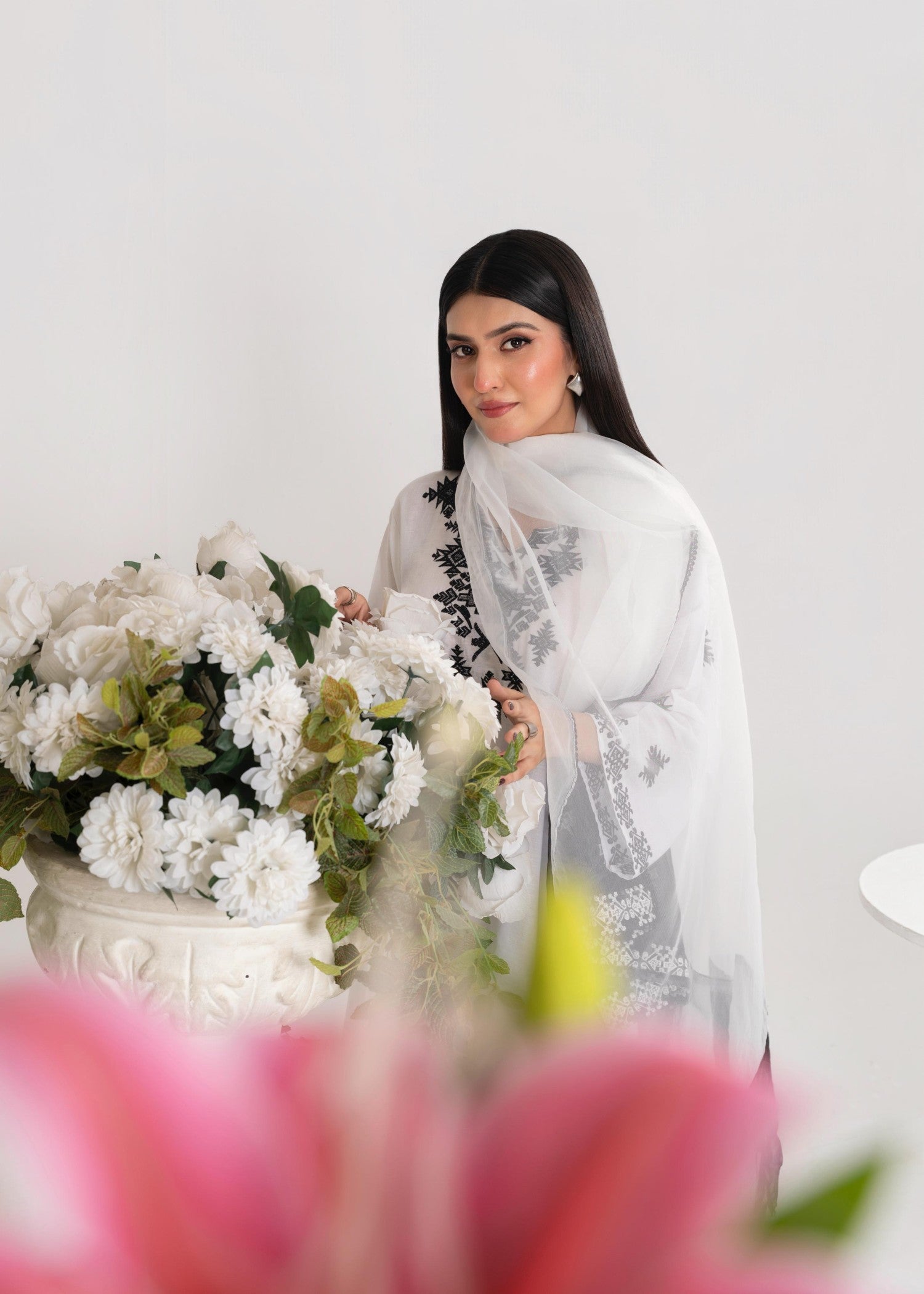 Stylish Collection WHITE CHARM (FARSHI SHALWAR) Women 3pcs