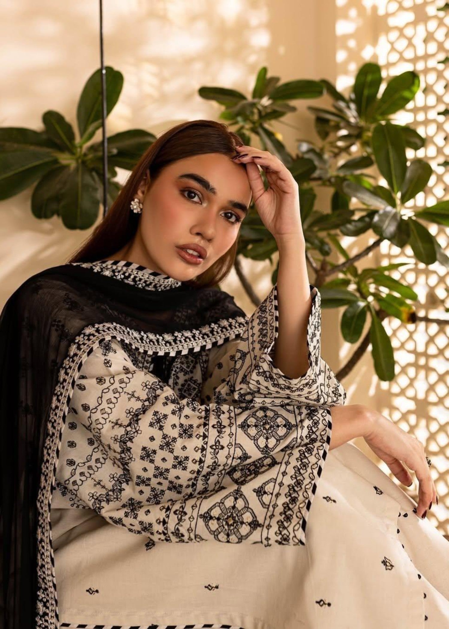 Libas Thread Arooj EMB Women 3pcs