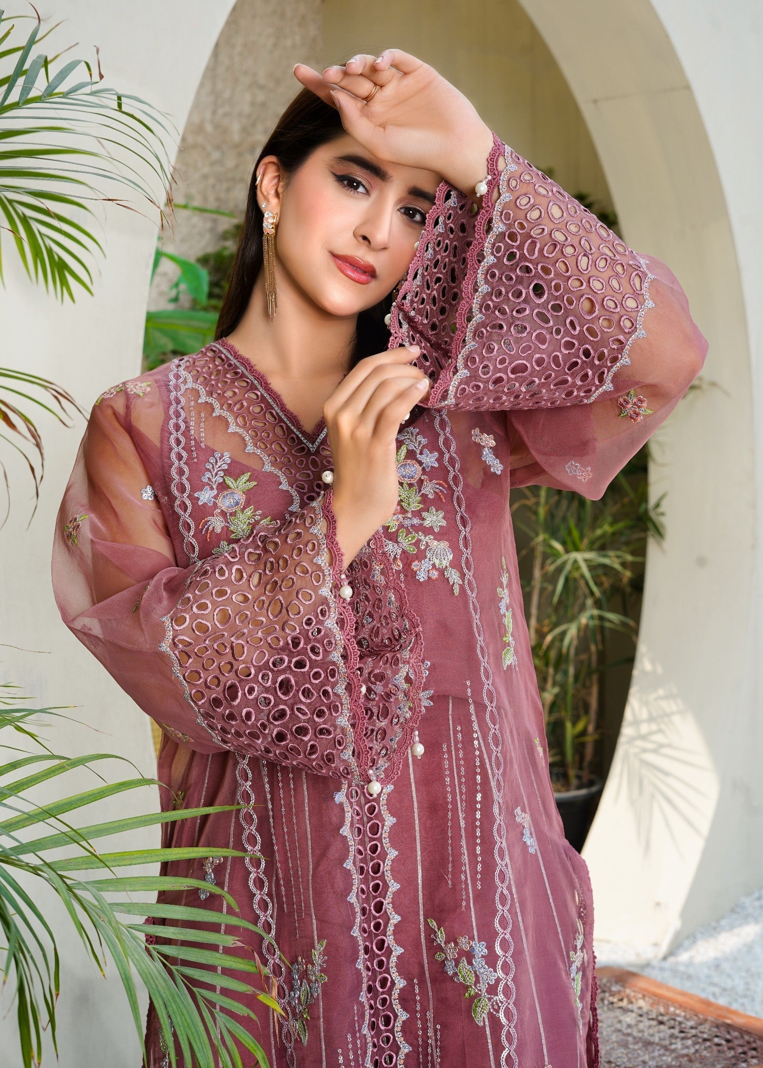 Surmai MAYA Embroidered Women 4pcs
