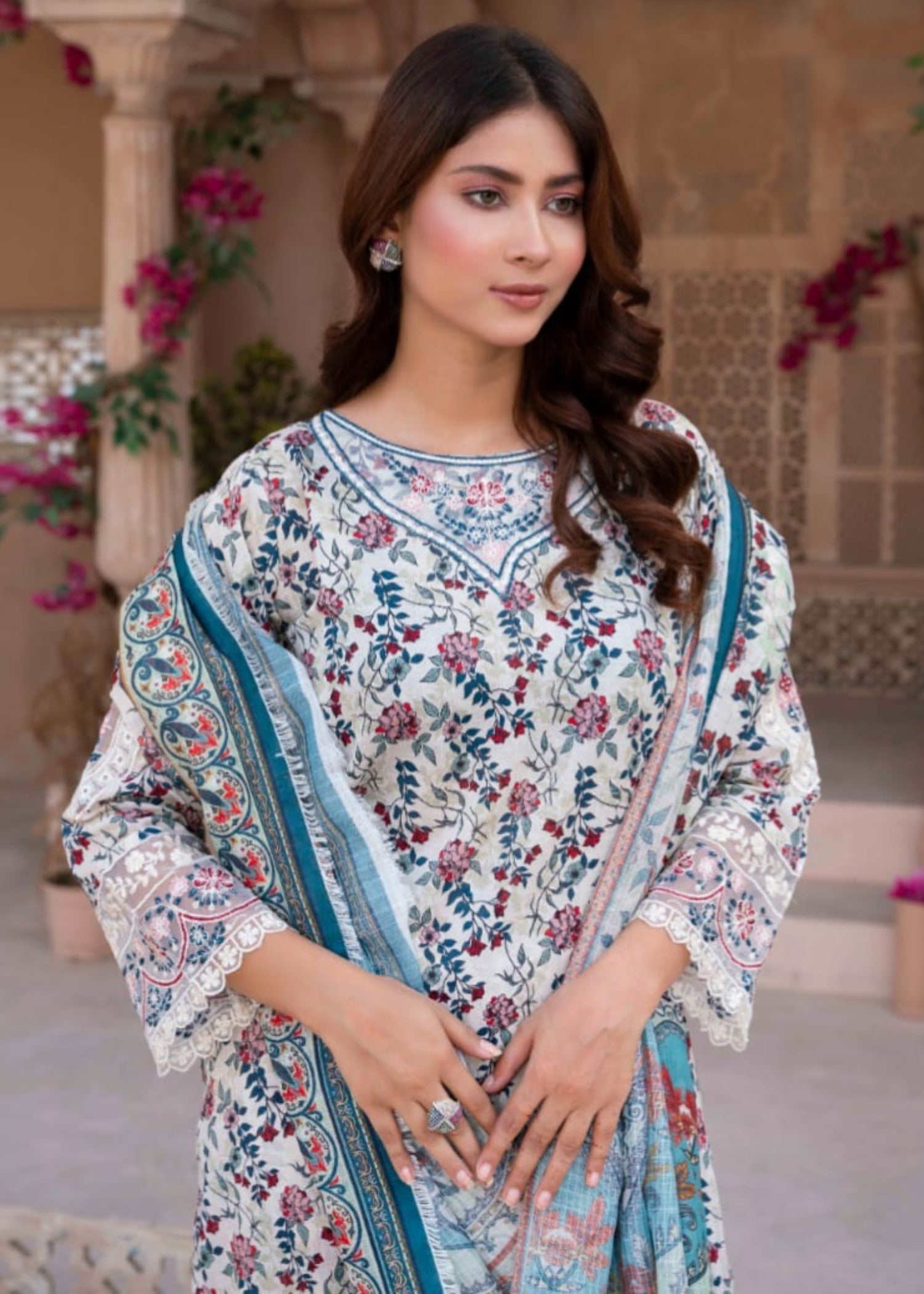 Gul Fashion Embroidered Lawn Kurta Set 09 Women 3pcs