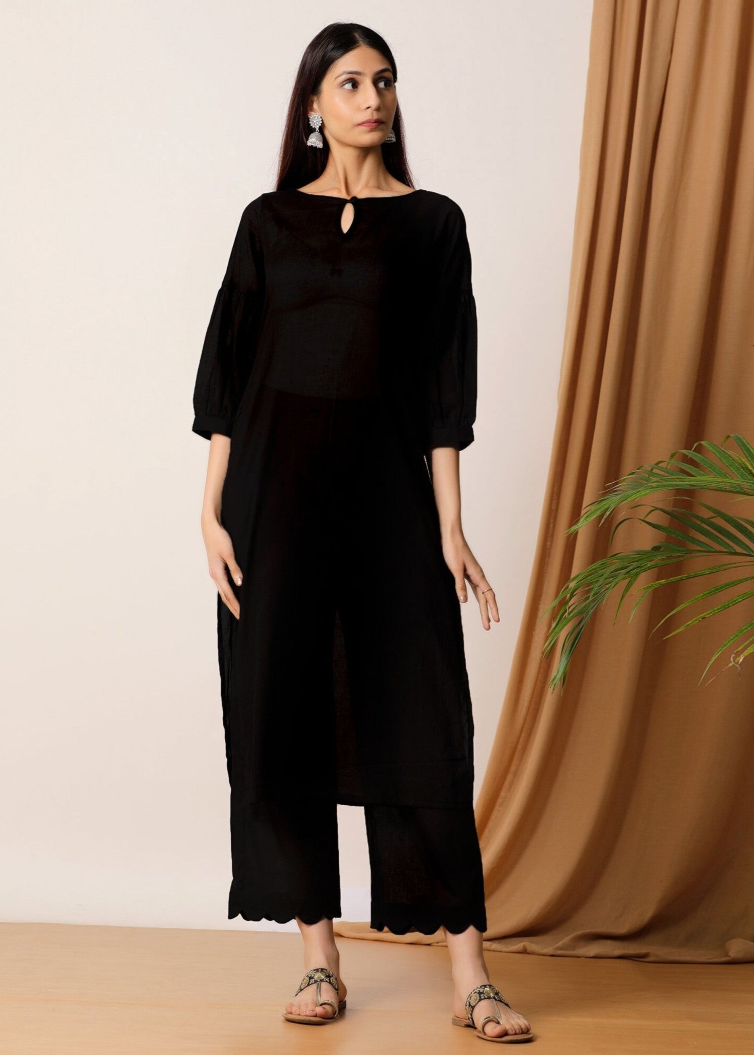 Laal Kurti Black Puffed sleeves kurta set Women 2pcs