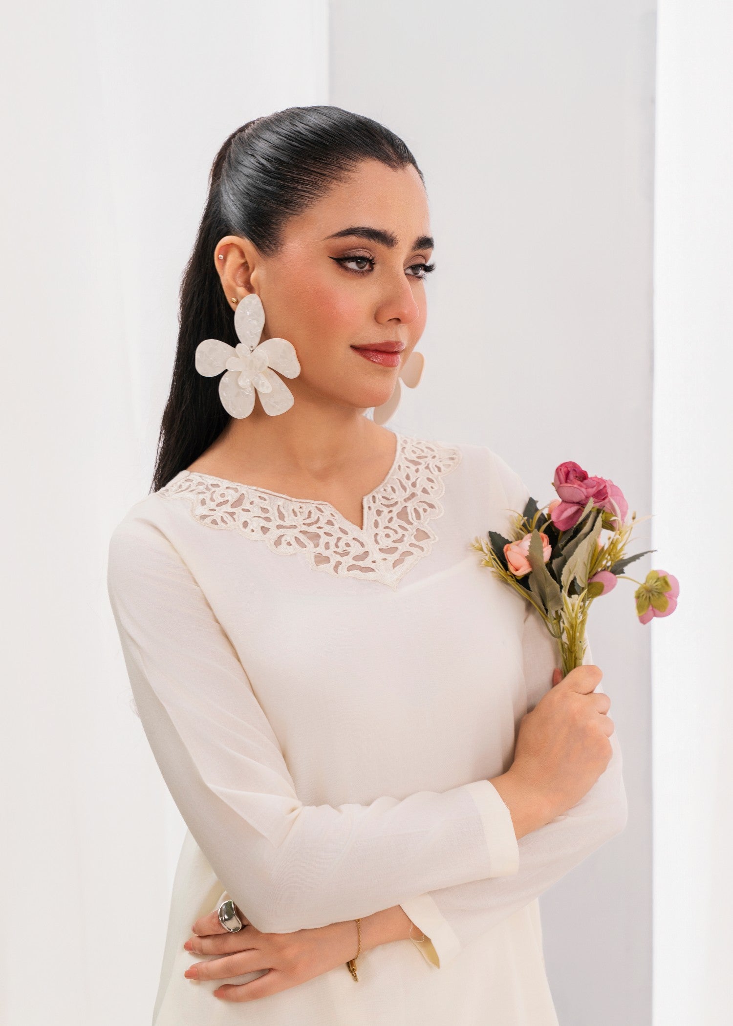 Sahibas By Mirza Casper White Women 2pcs