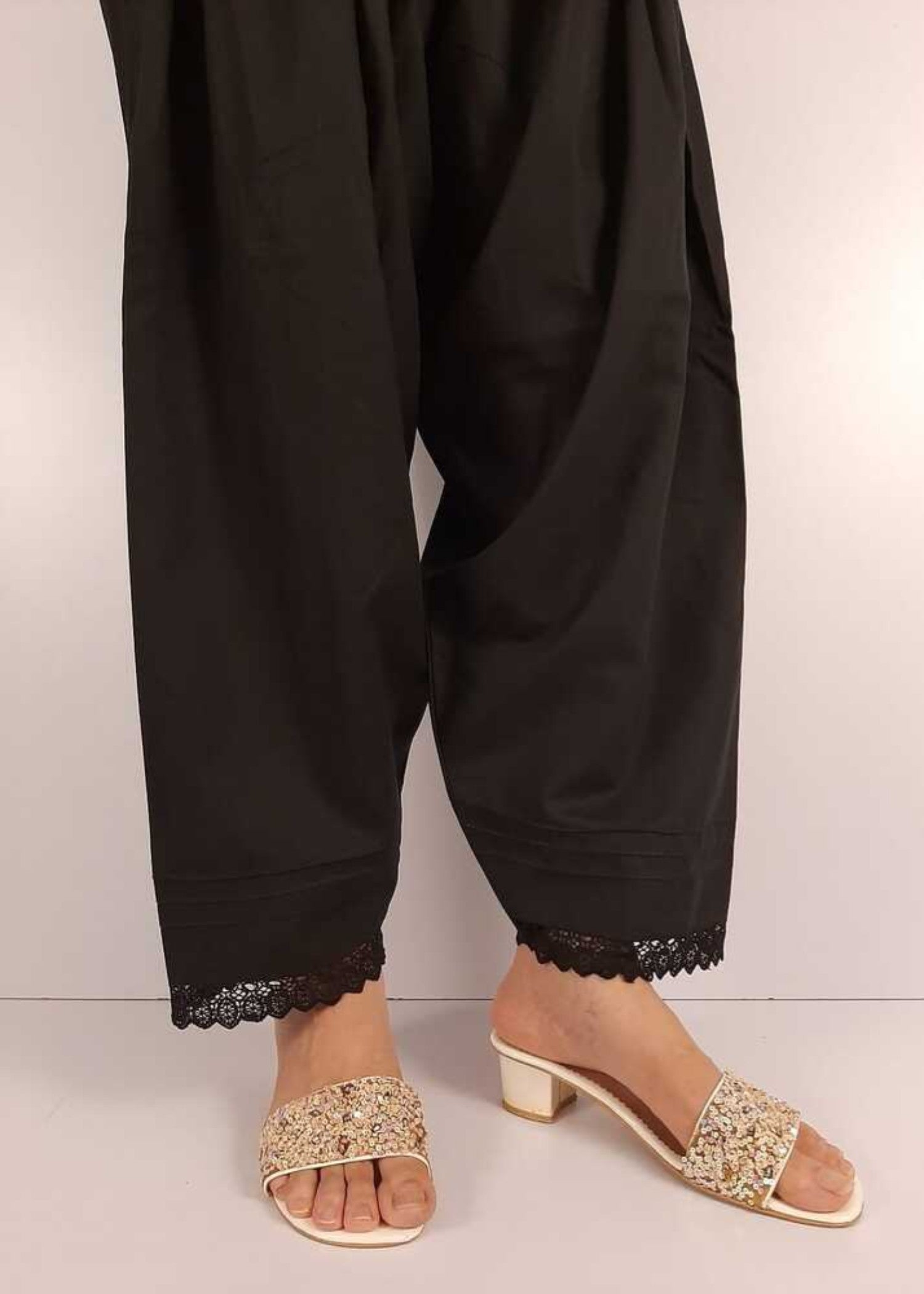 Zardi Laces Embellished Shalwar Black ZSL12 Women 1pcs