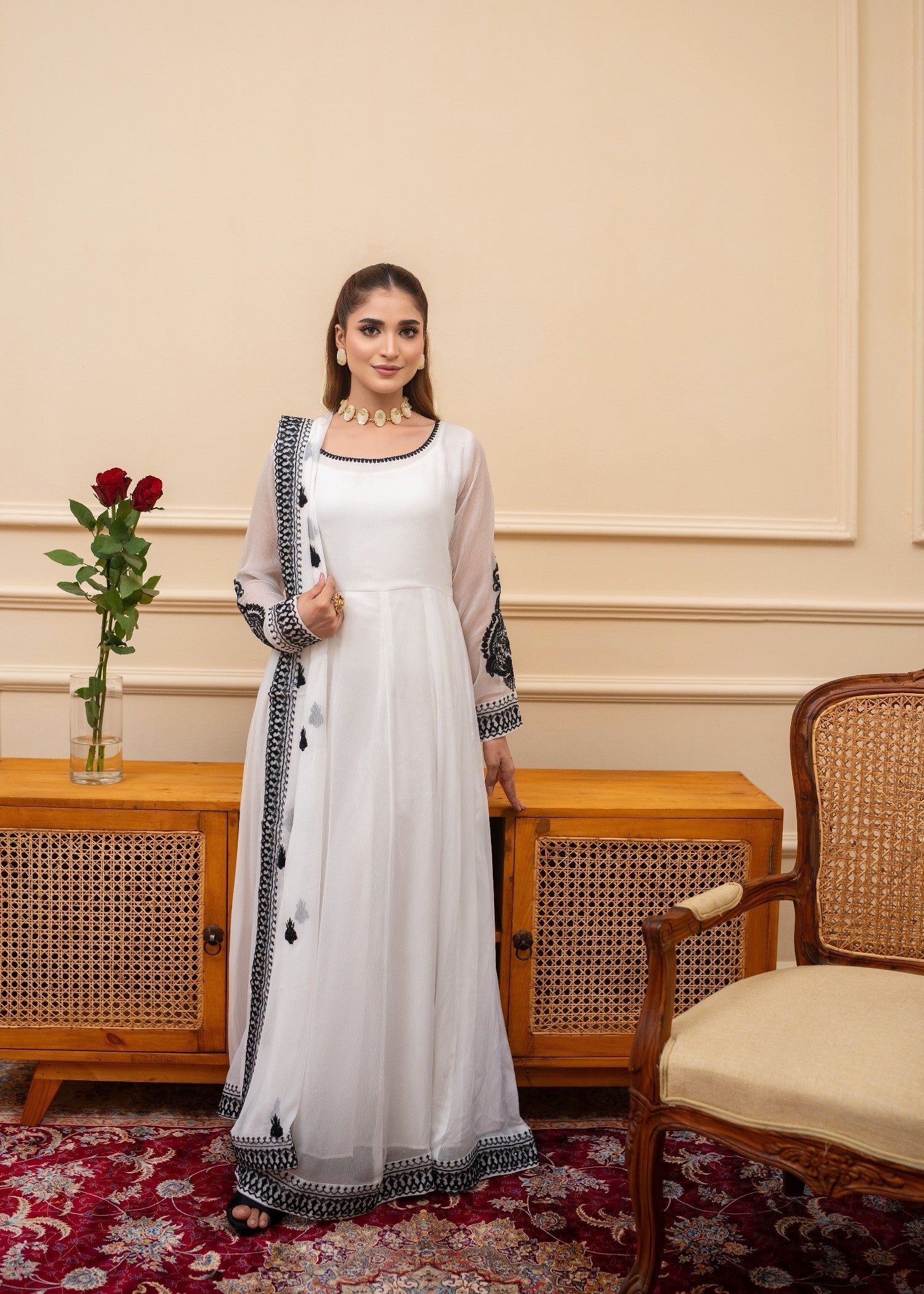 Alyssa WHITE EMBROIDED MAXI ALL951 Women 3pcs