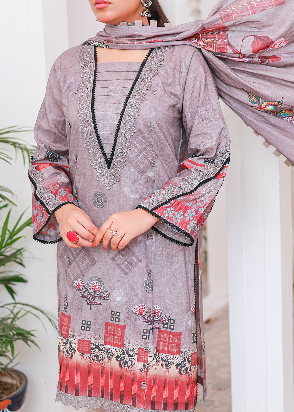Green Gray Printed lawn stitched suit Women 3pcs