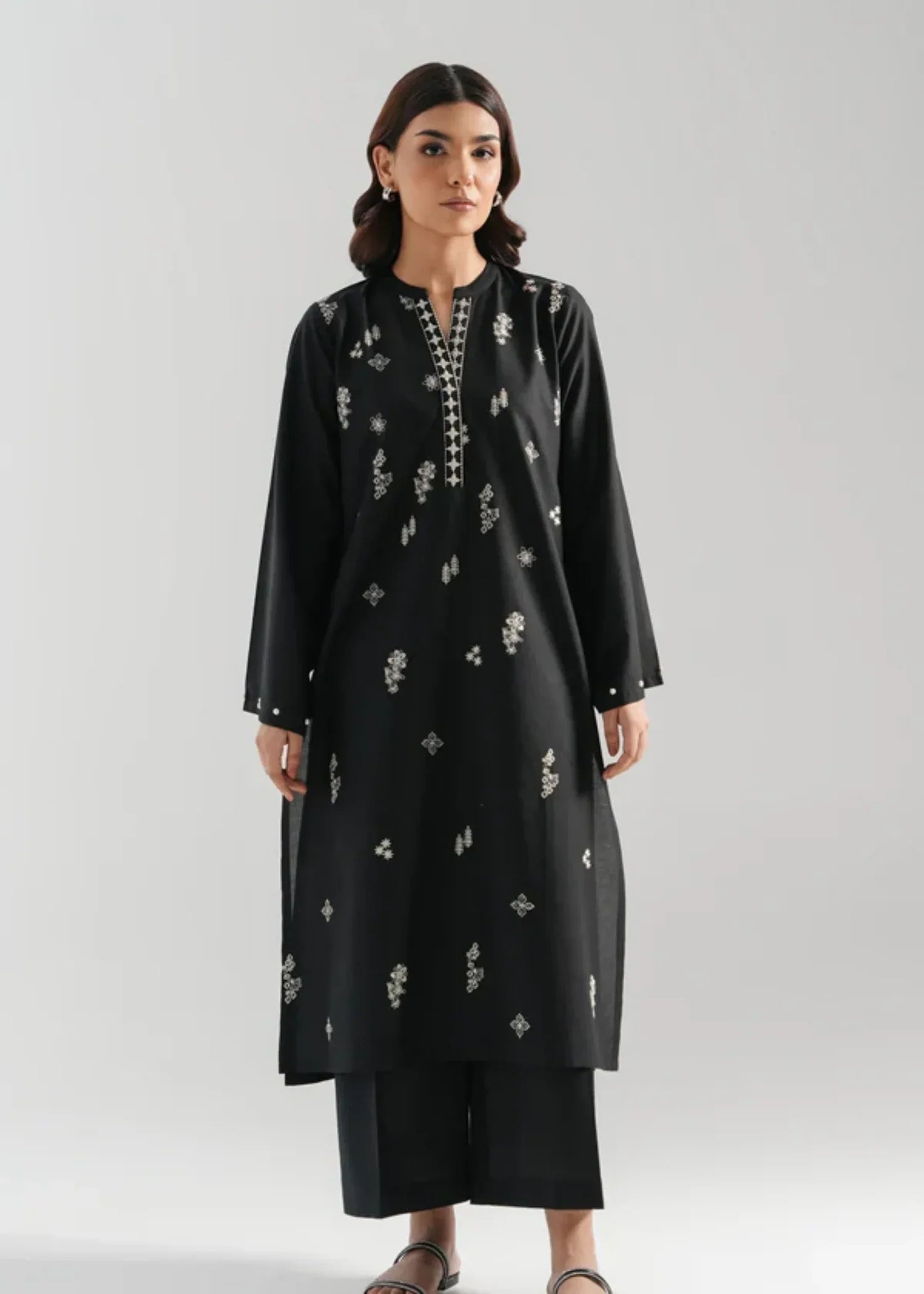 Zeen EMBROIDERED SUIT WAM25215 Women 2pcs