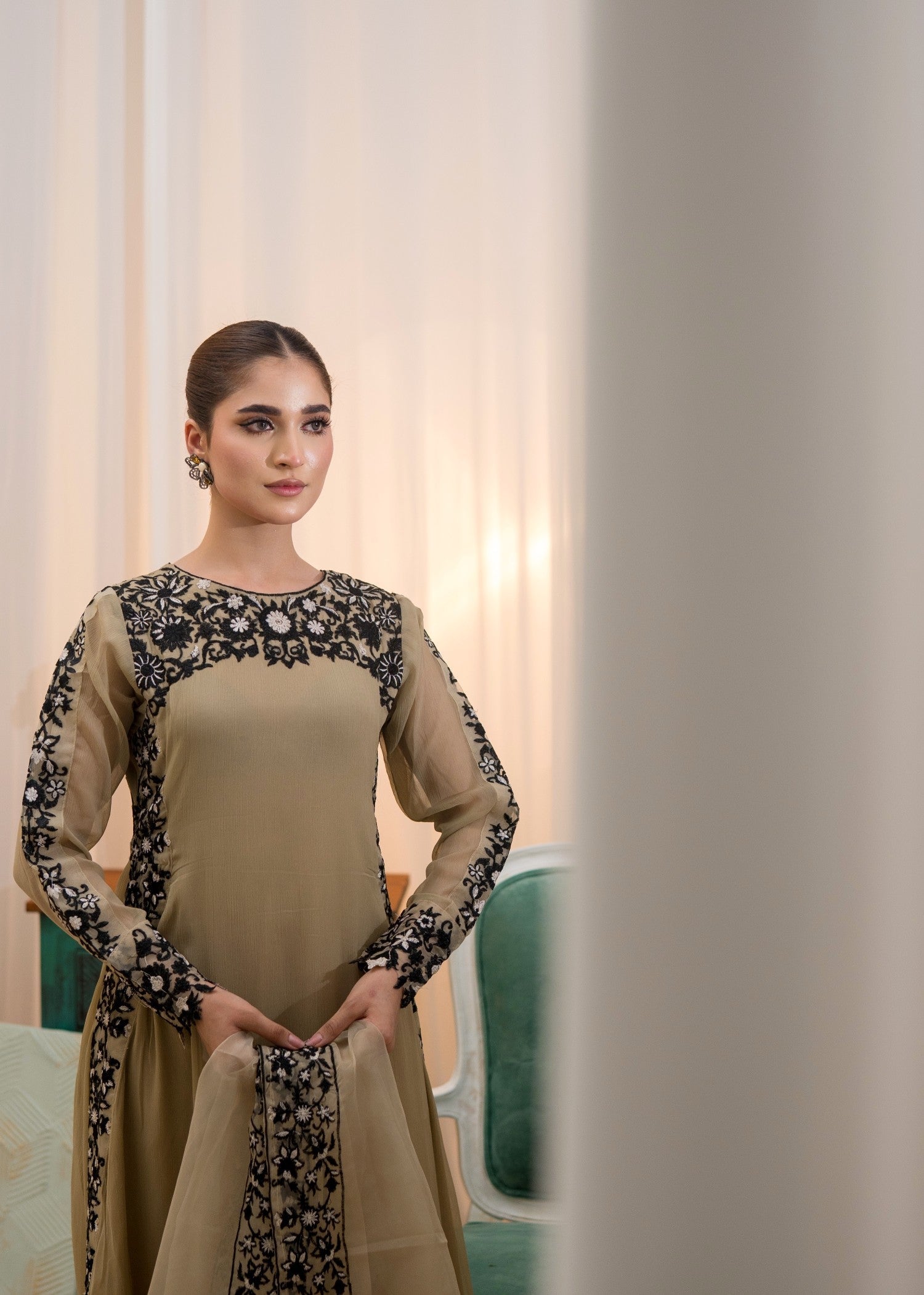 Alyssa BEIGE TAIL SUIT ALL303 Women 3pcs