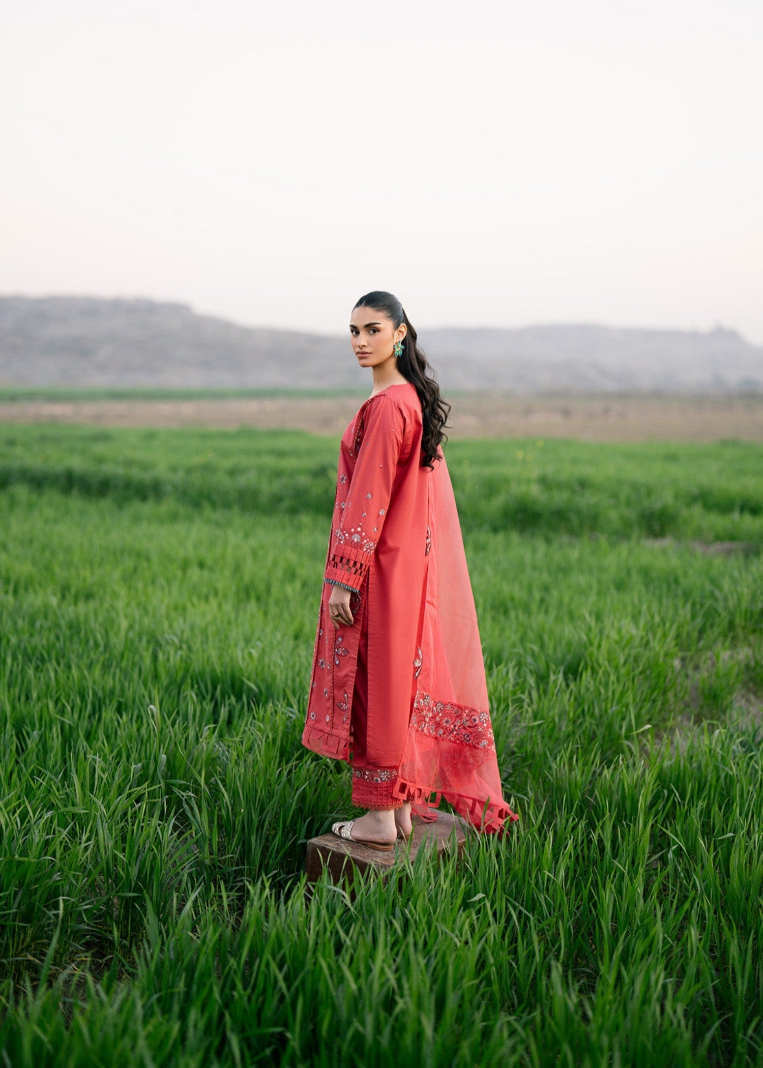 Musaif Ilzar () Women 3pcs