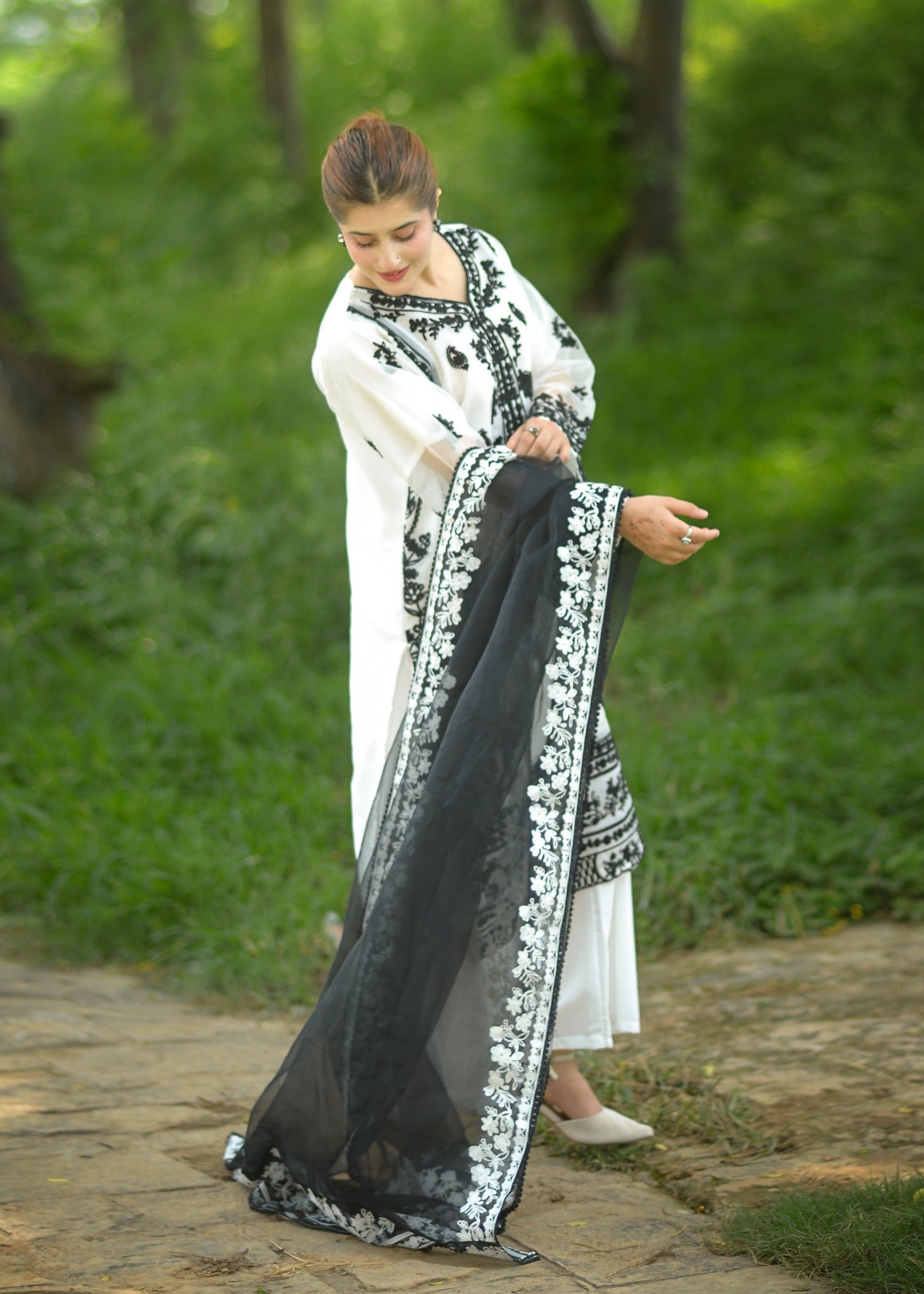 Preetpret White Daffodils Women 3pcs