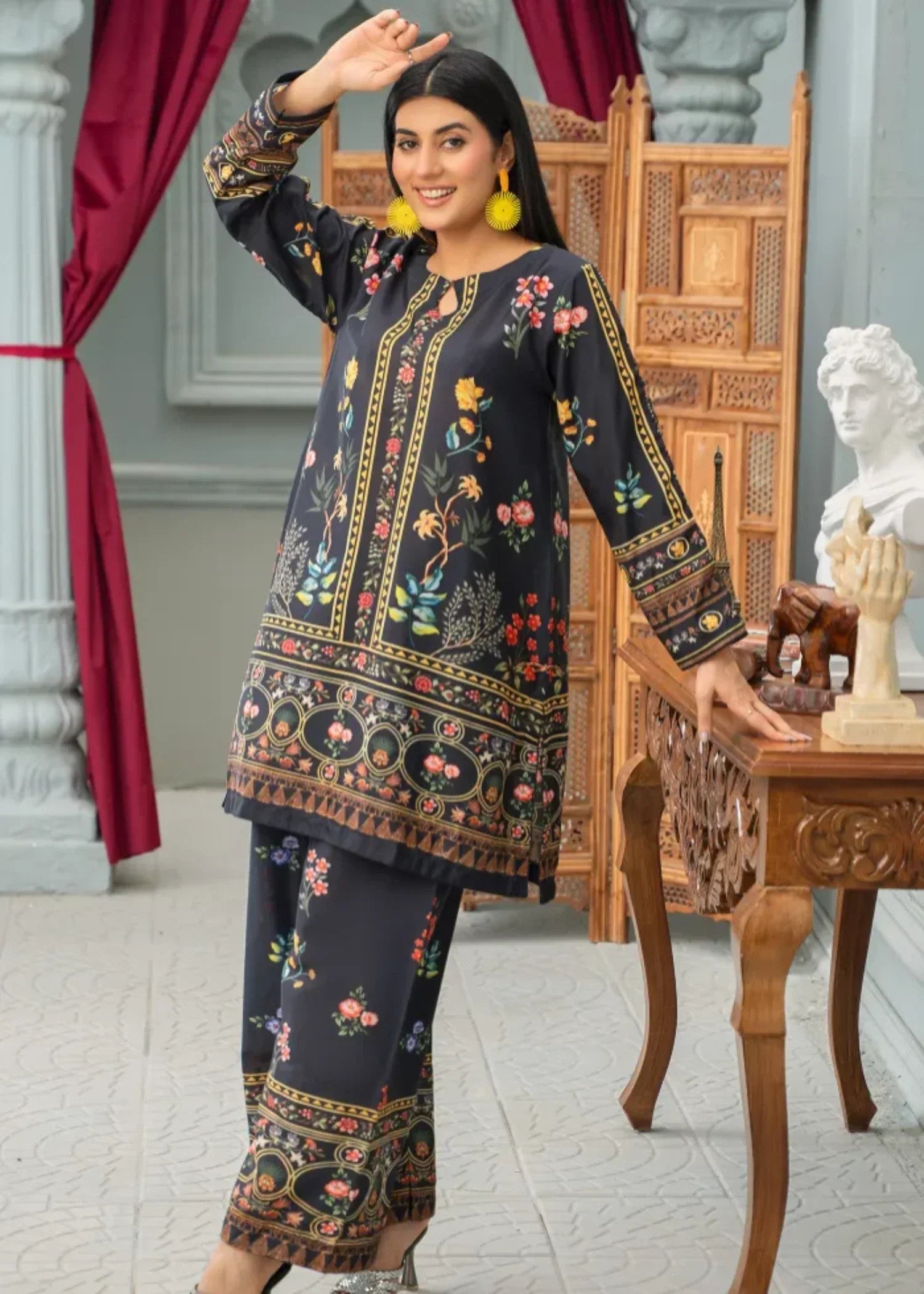 Designer Rack Grip silk black floral Women 2pcs