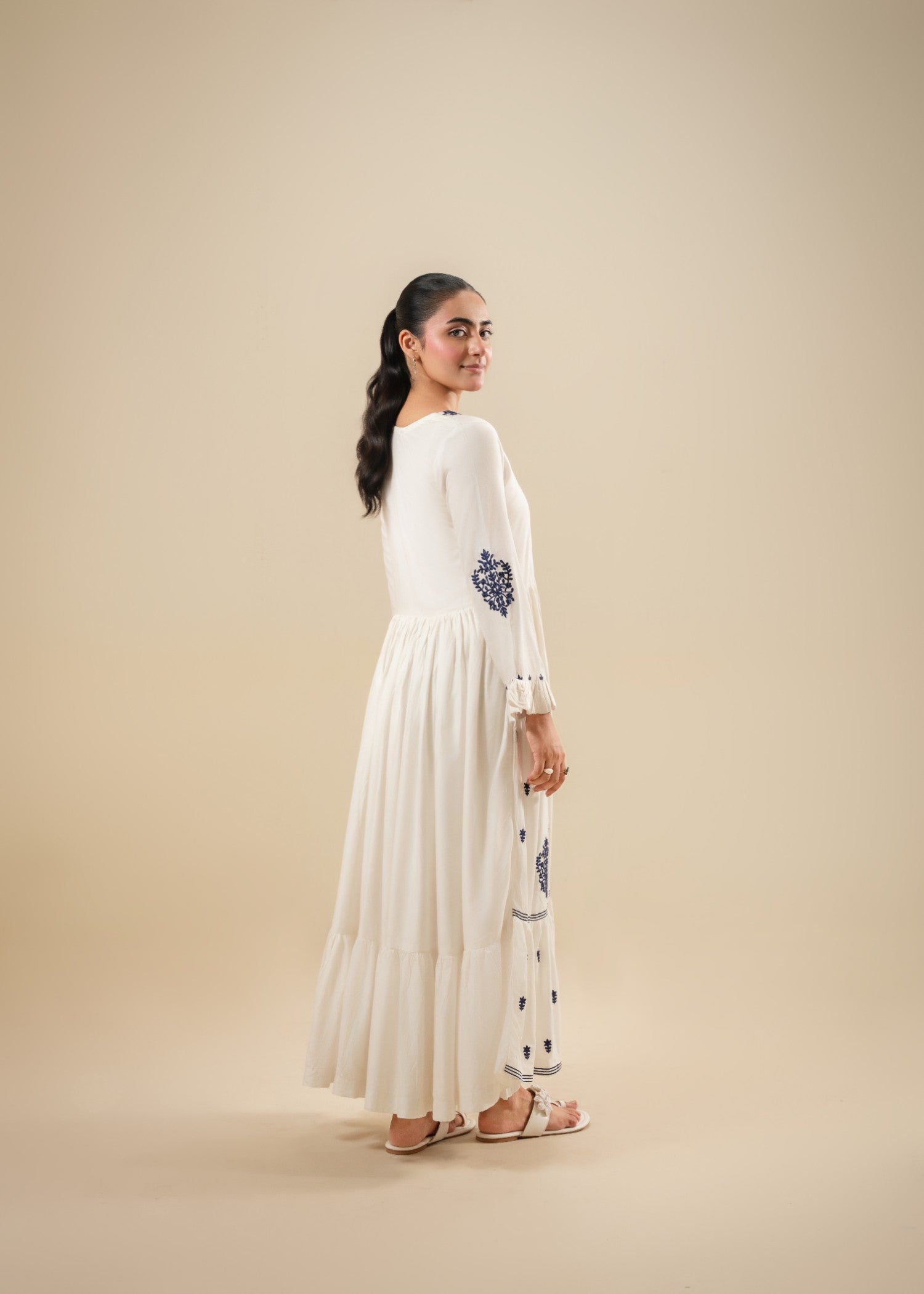 Akhrot Clothing Ivory Whisper Women 2pcs