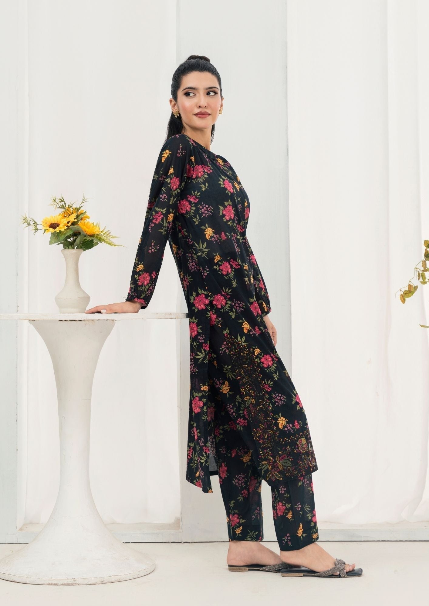 Alfatah Pret Printed Lawn with Embroidery GULZAAR S25 0010 Women 2pcs