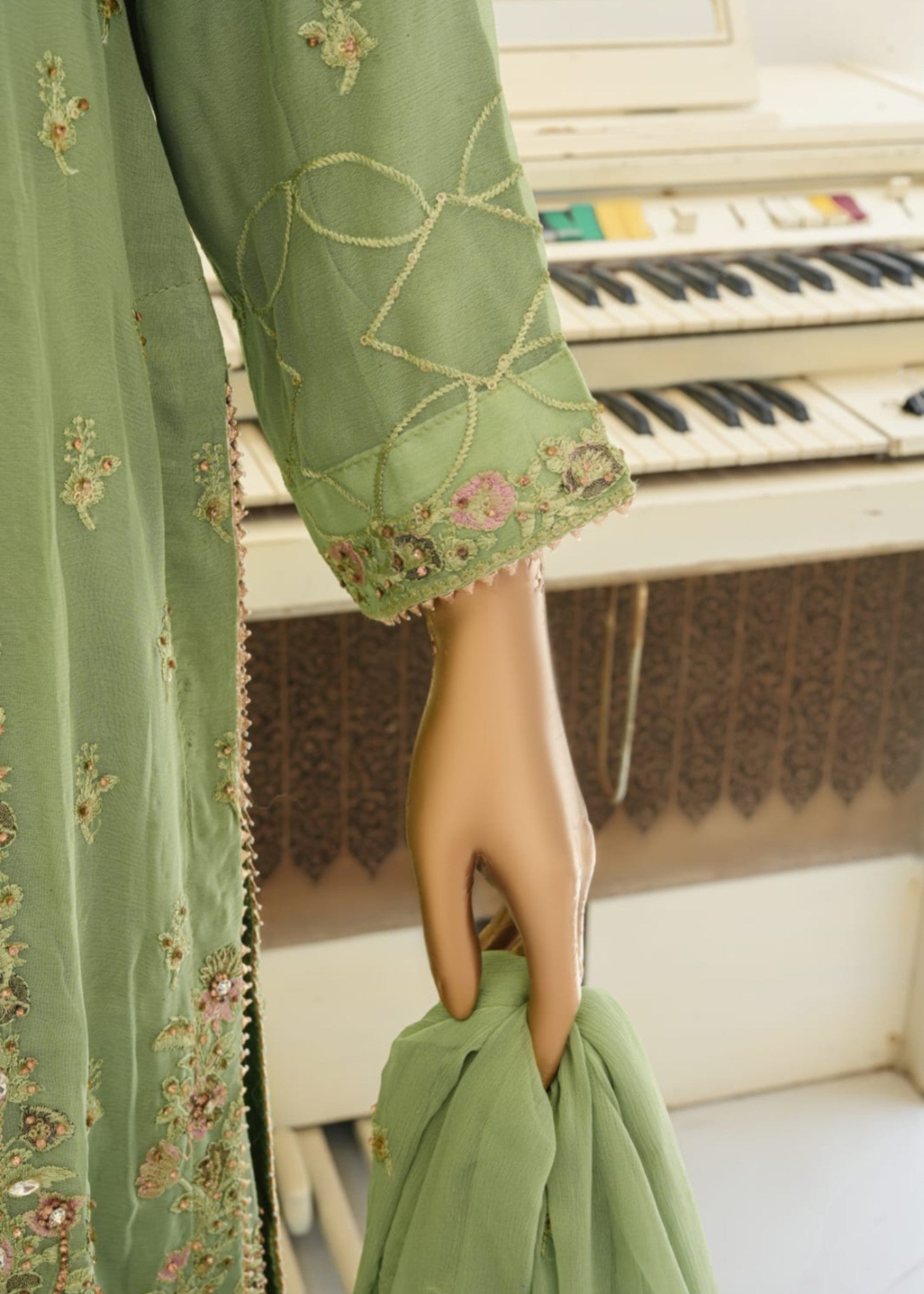 Ahmed Creations ALISHBA APPLE GREEN Women 3pcs