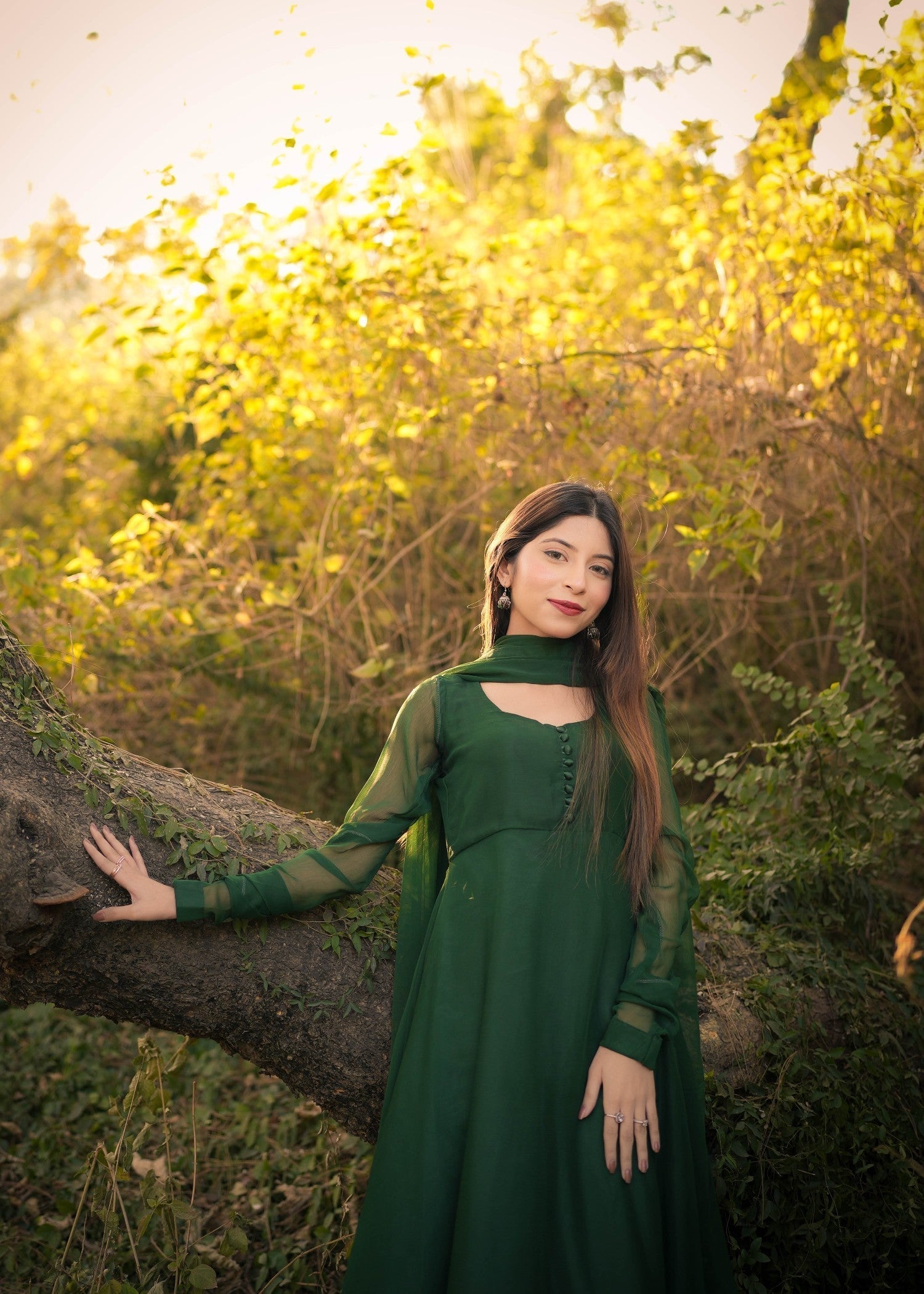 Anabiya Abroo Women 2pcs