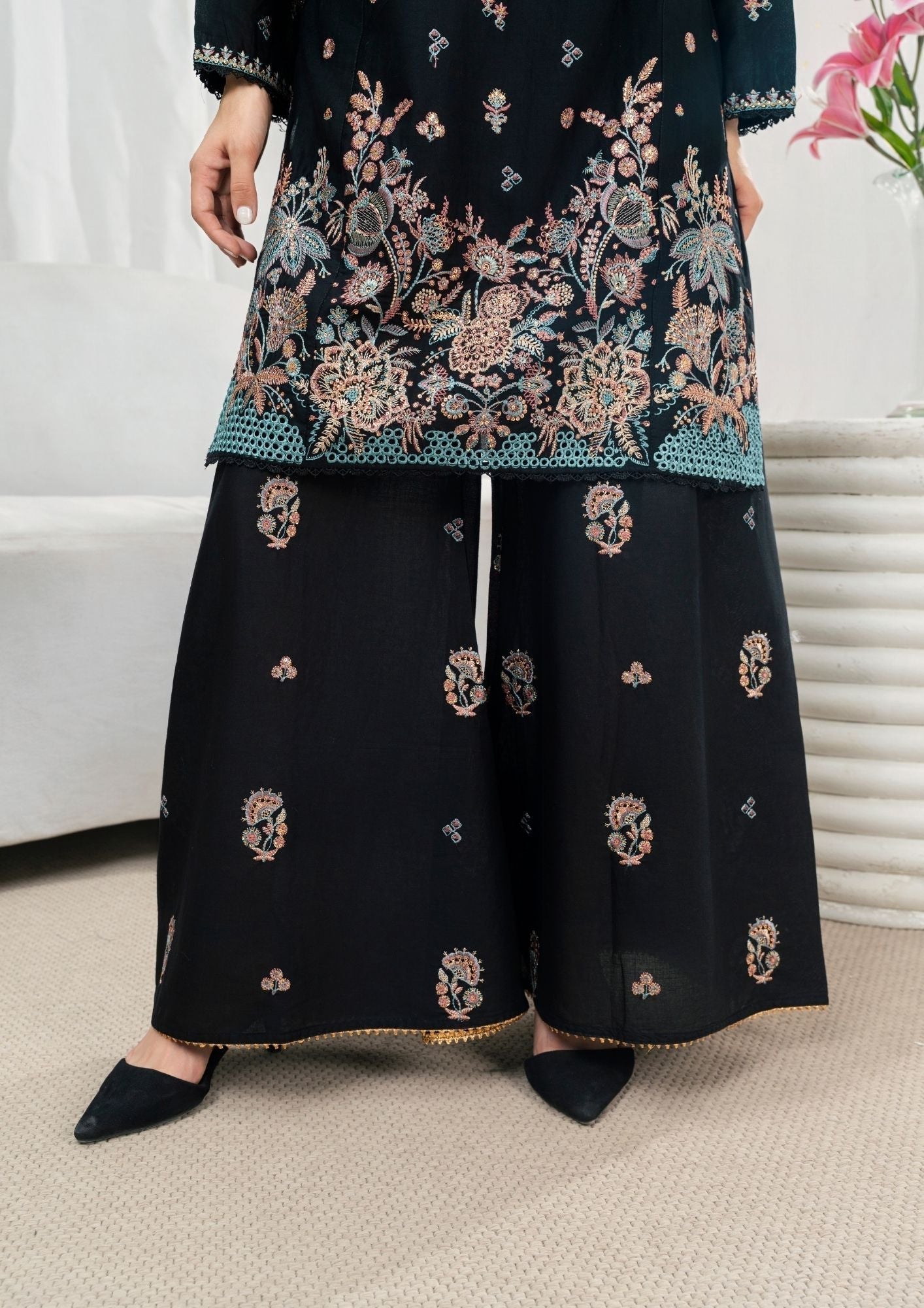 Alfatah Pret Embroidered Lawn ZAUQ S25 0101 Women 3pcs