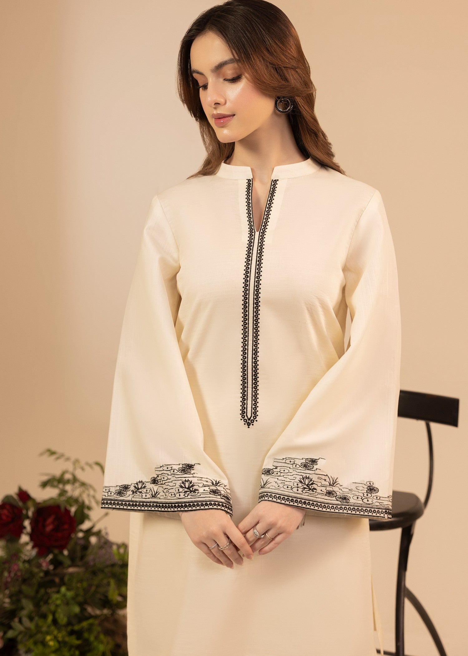 Humdum Whisper D03 Mystique Women 2pcs