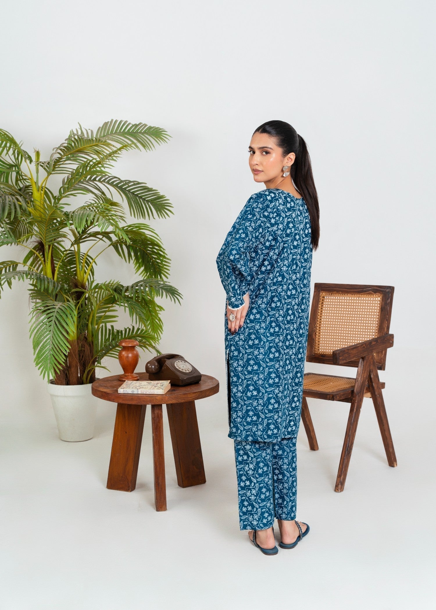 Stylish Collection LEAF TEAL Women 2pcs