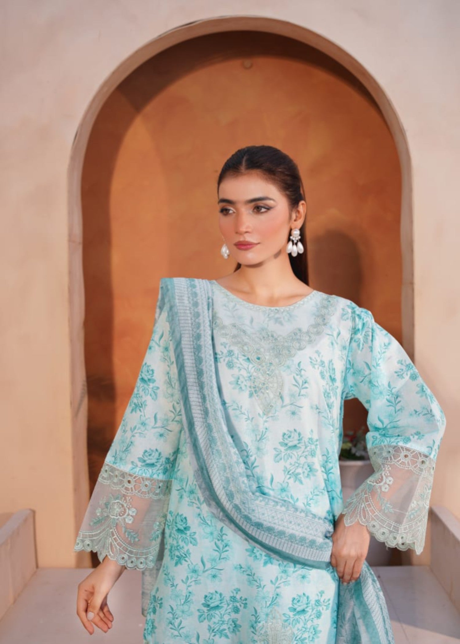 Shehroz Fashion PHOOLON KI ROSHNI LAWN EMBROIDERY SUIT Women 3pcs