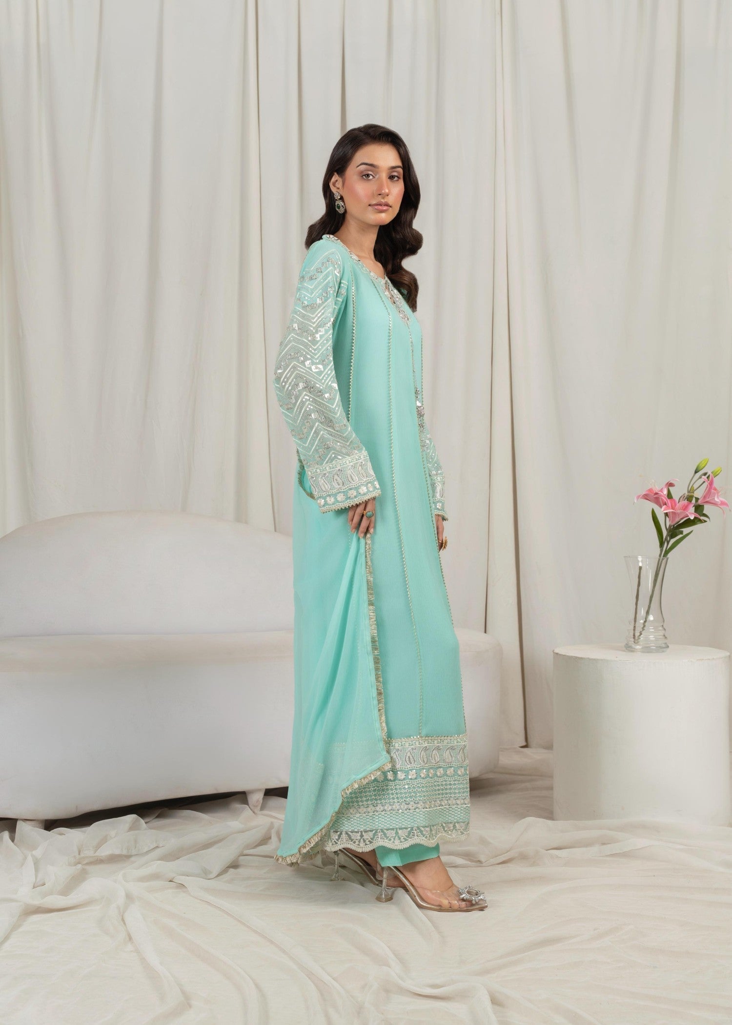 Fatima Noor’s Psd 37 2 Women 3pcs