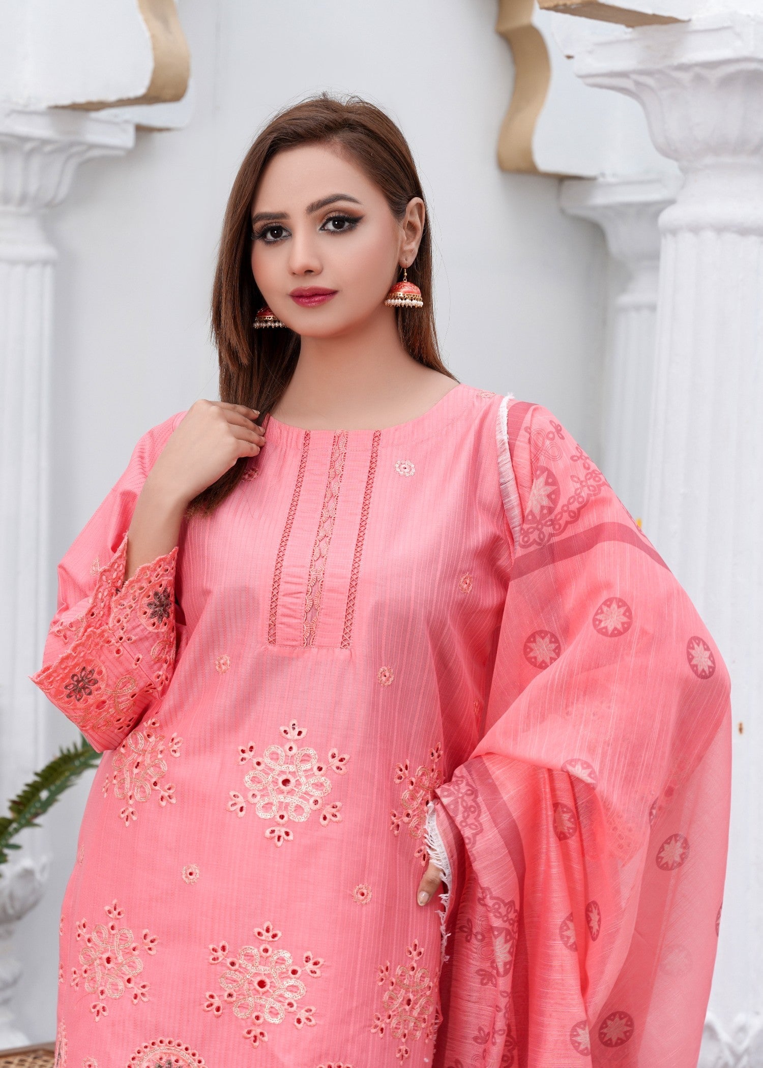 Araish DASTAK STITCHED SUIT Women 3pcs
