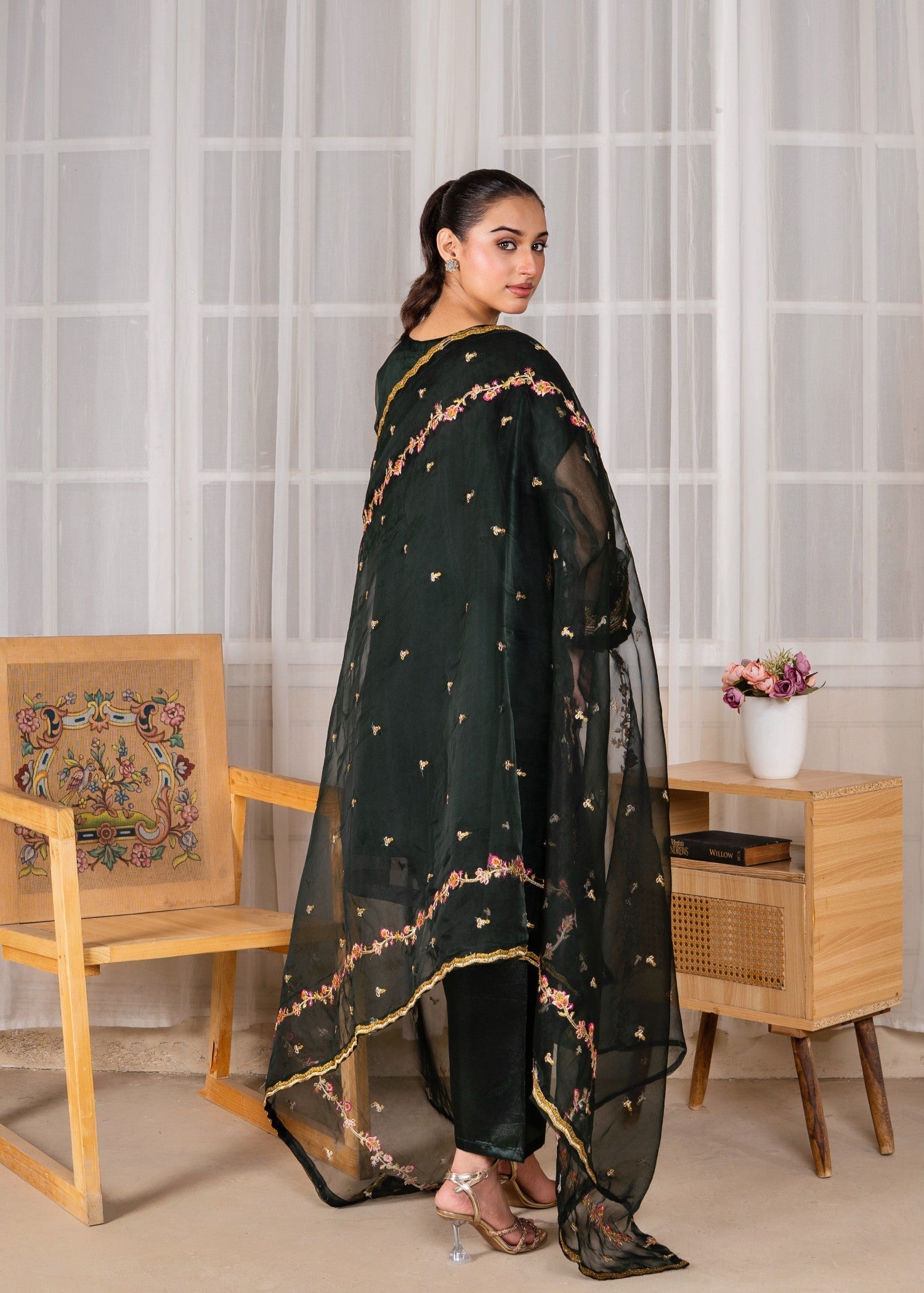 Gulposh Mehrou (Embroided ) Mongia Women 3pcs