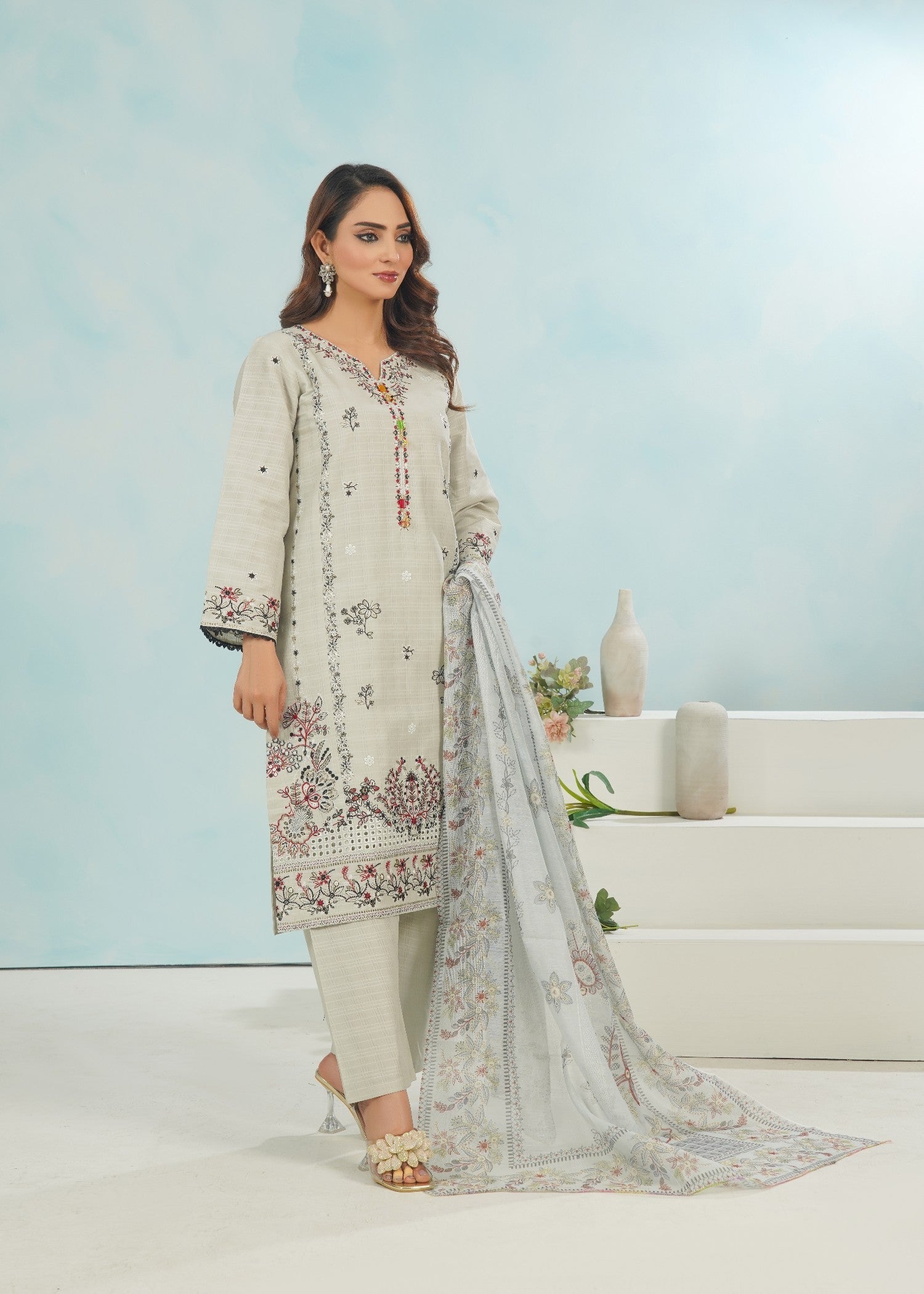 Dareechay Light Grey Embroidered Suite FOS47 Women 3pcs