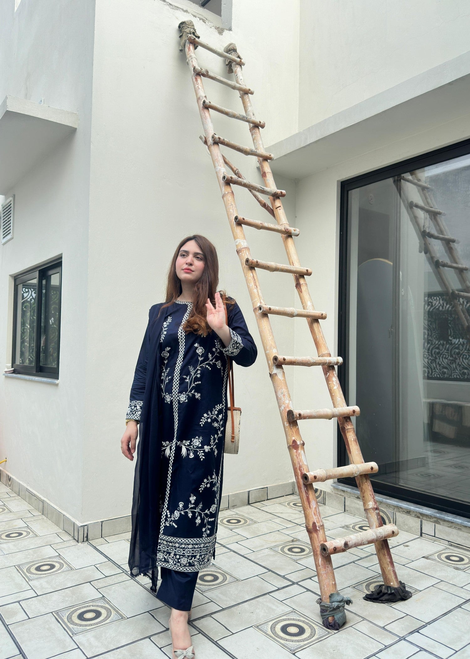 Kunaar Neelzaar Women 3pcs