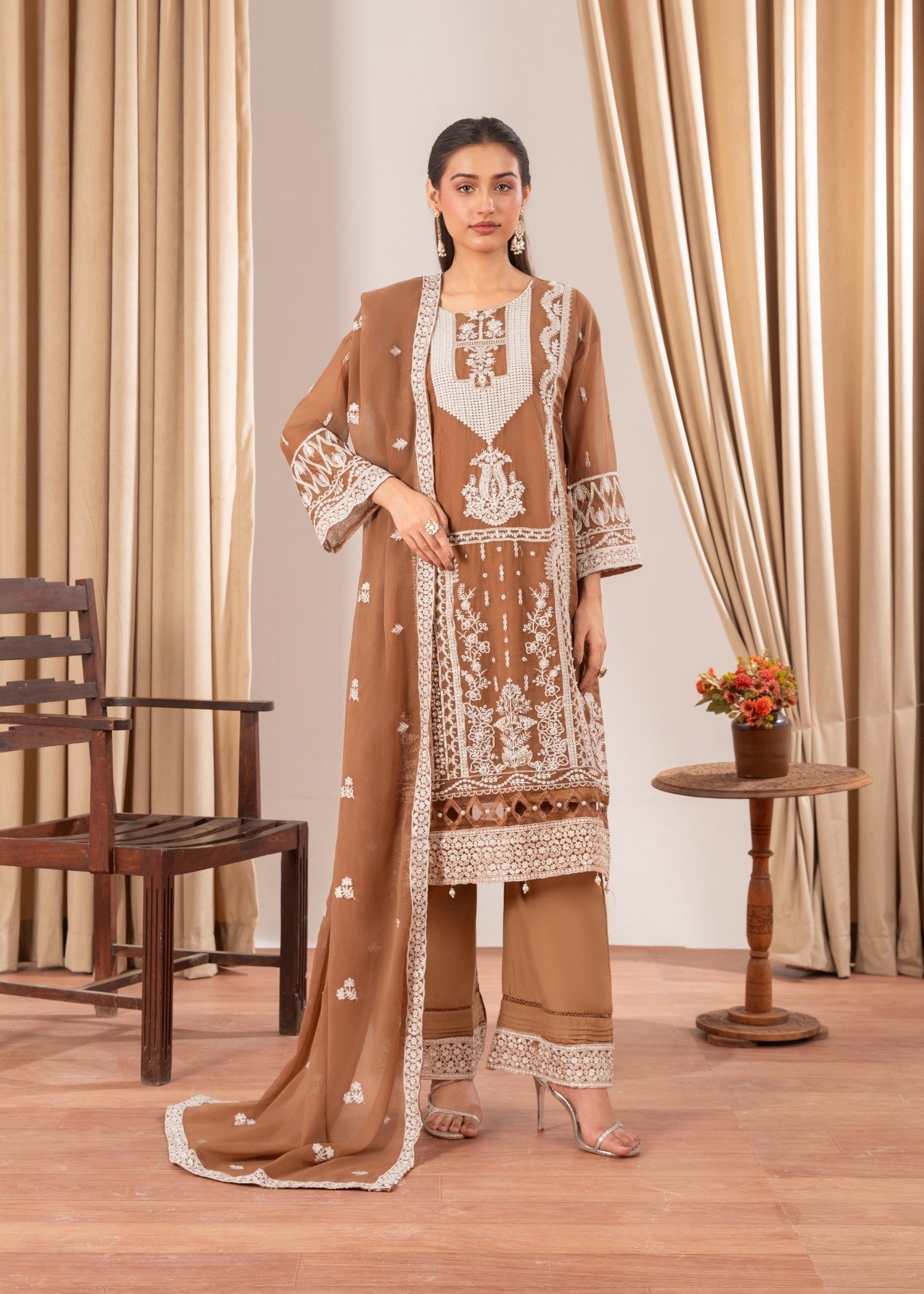 Four Season Boutique MEERAL BROWN Women 3pcs