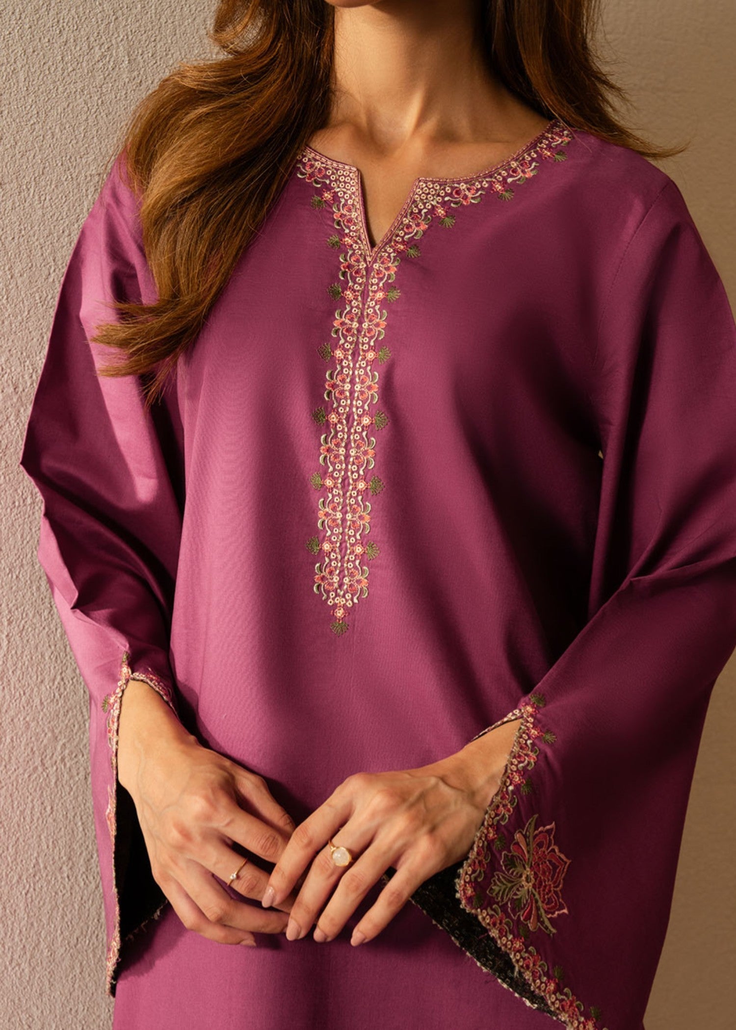 Yards The Hidden Rose Women 2pcs