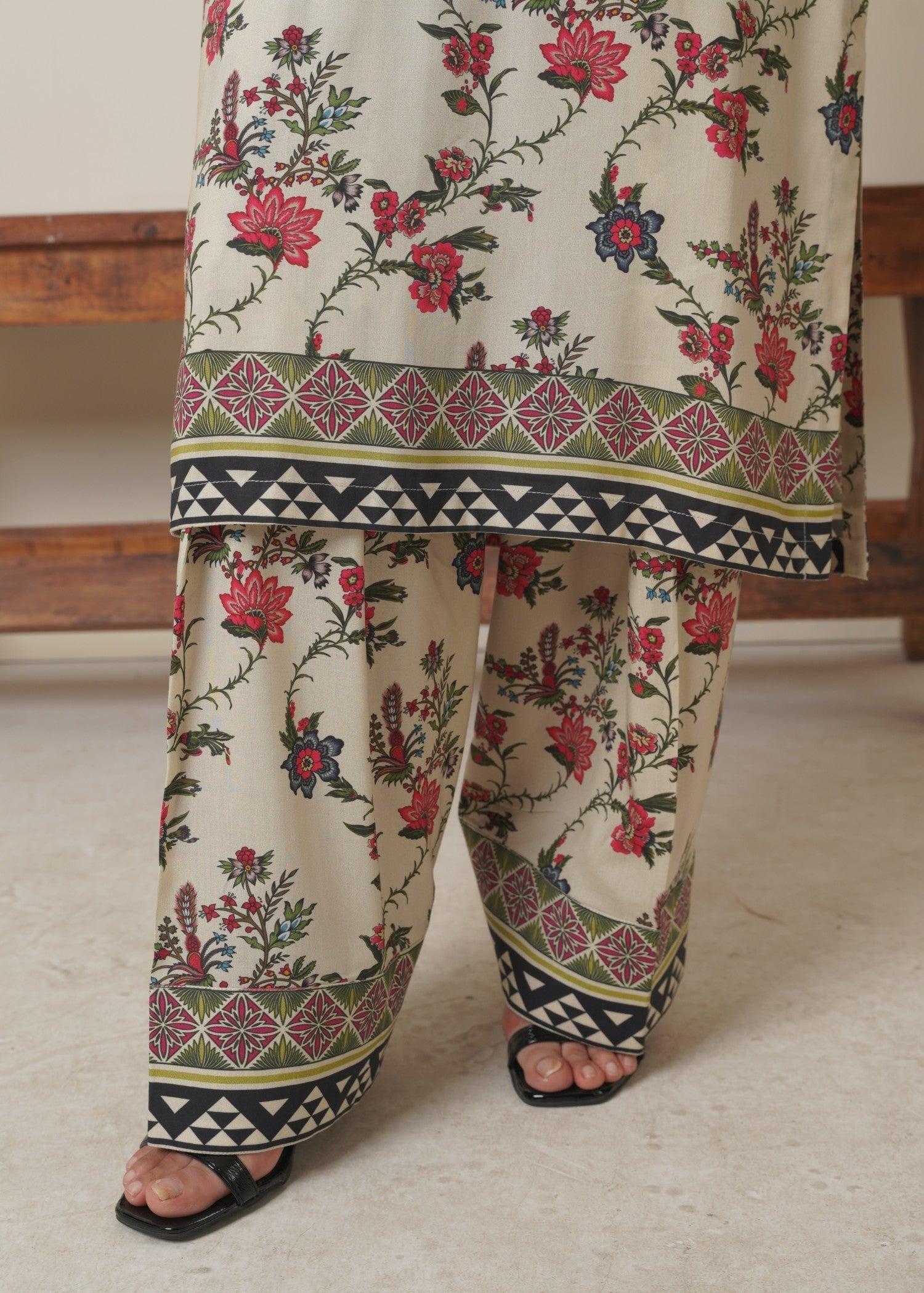 Aroshlay Linen Dress 7 | Unstitched Women 3pcs