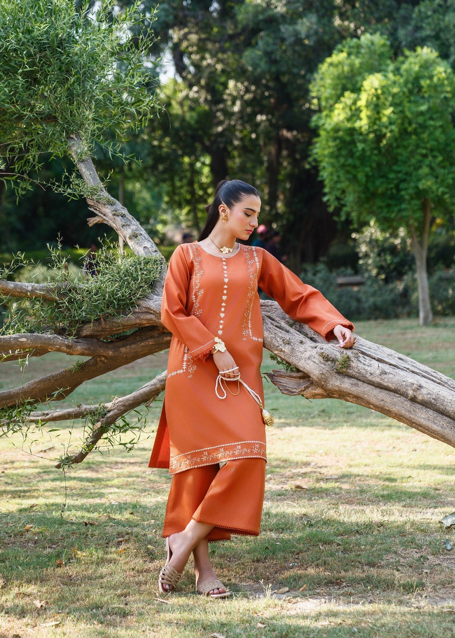 Sehrish Kanwal Gloria DL 05 Women 2pcs