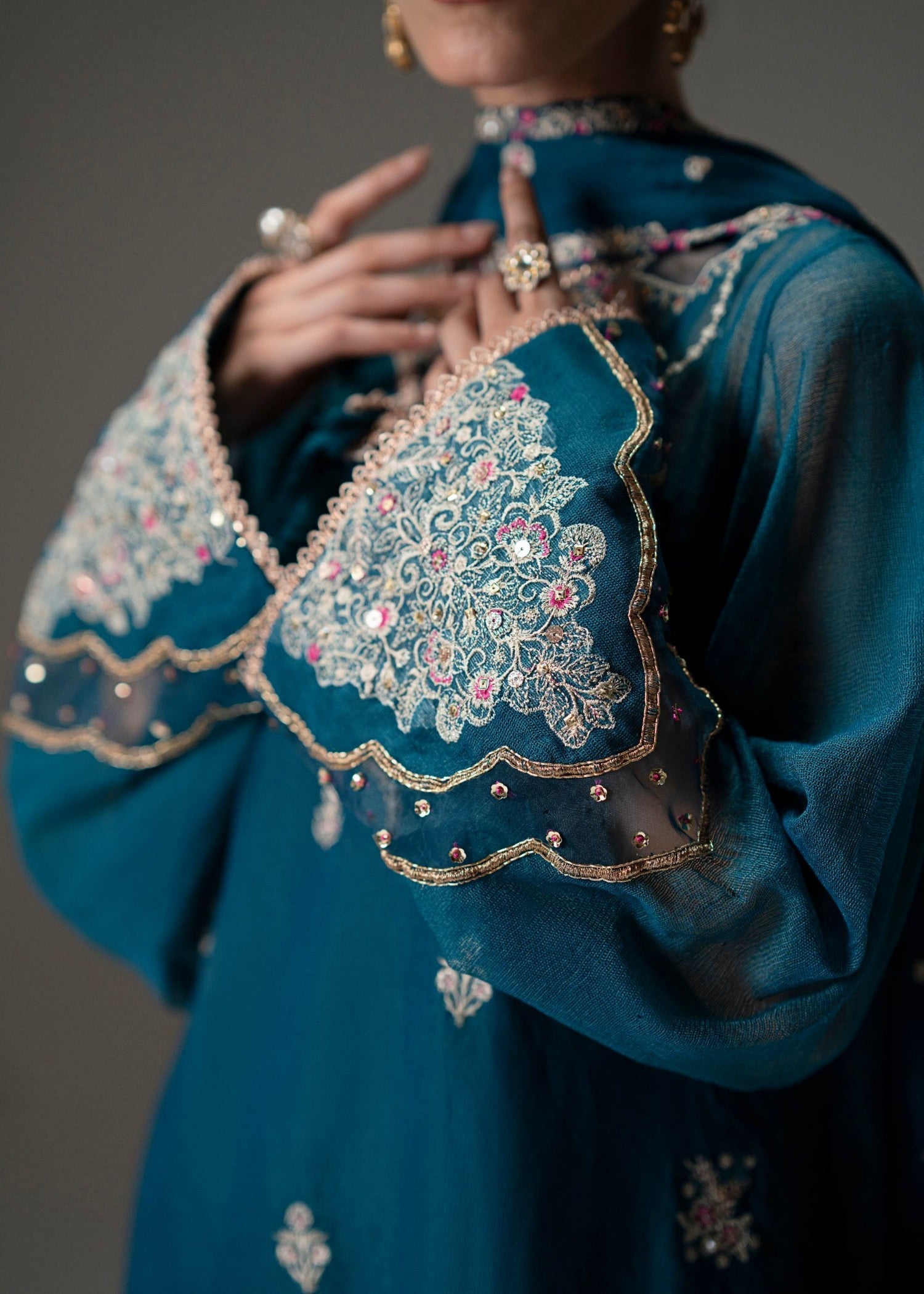 Musaif Elvyn Stitched () Women 3pcs