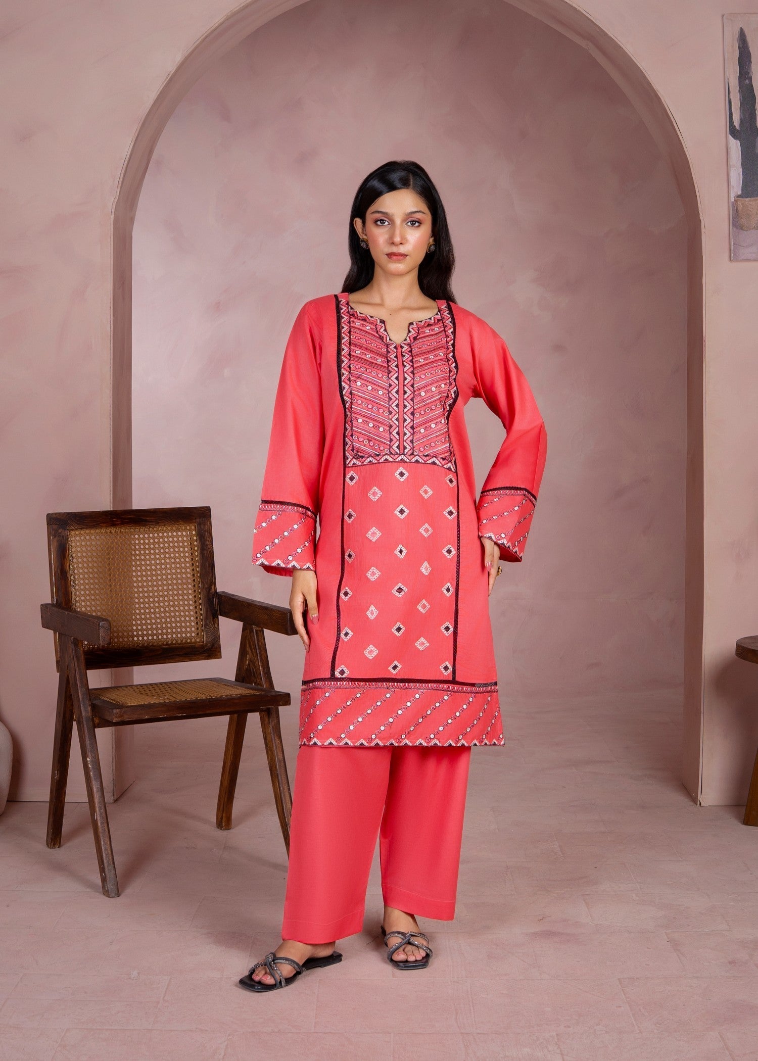 Parveen By Dee Arts ENCHANTED MEADOW Women 2pcs